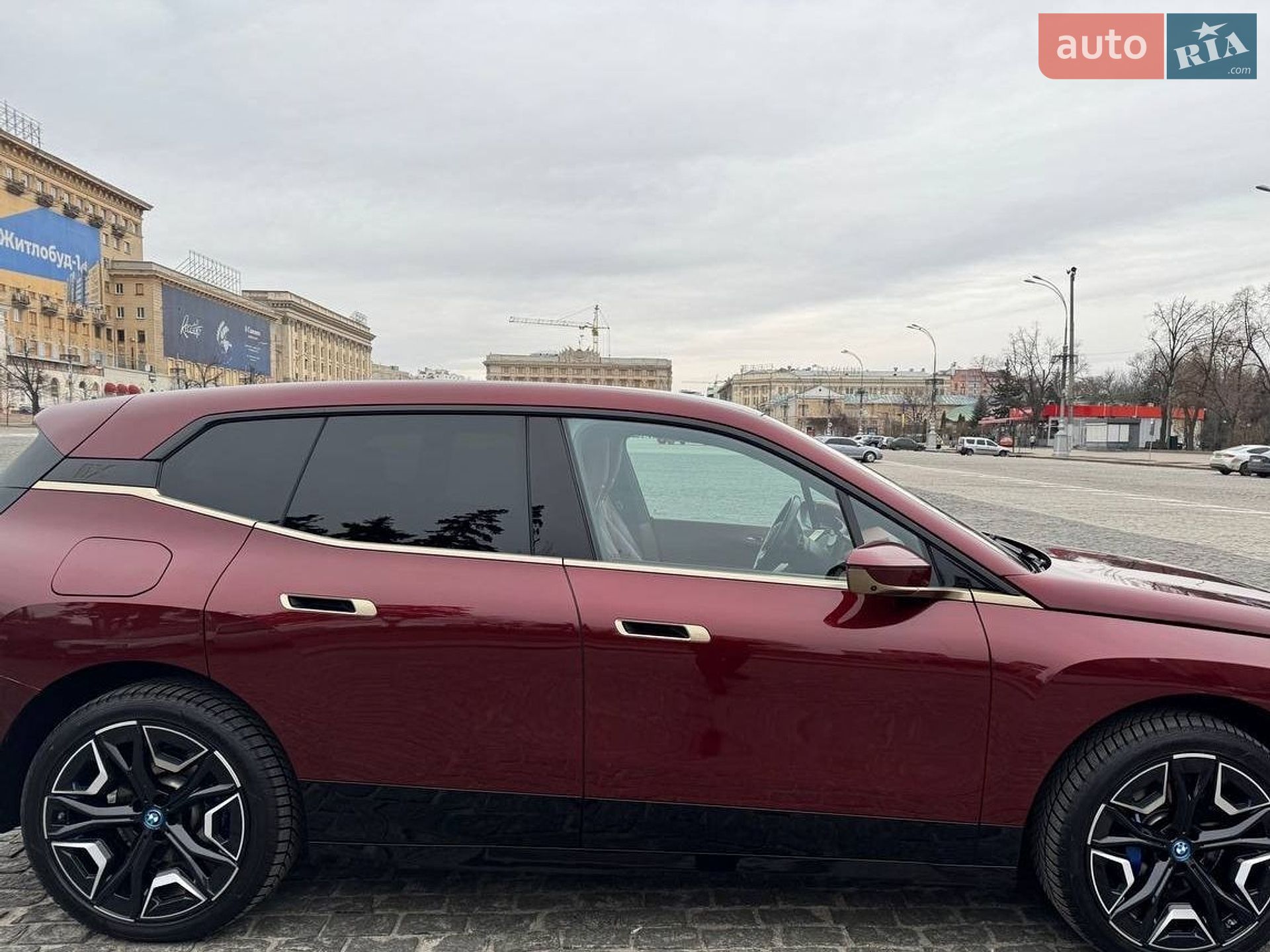BMW iX 2021 VIN WBY21CF040CH66179 фото оголошення 13 з 61