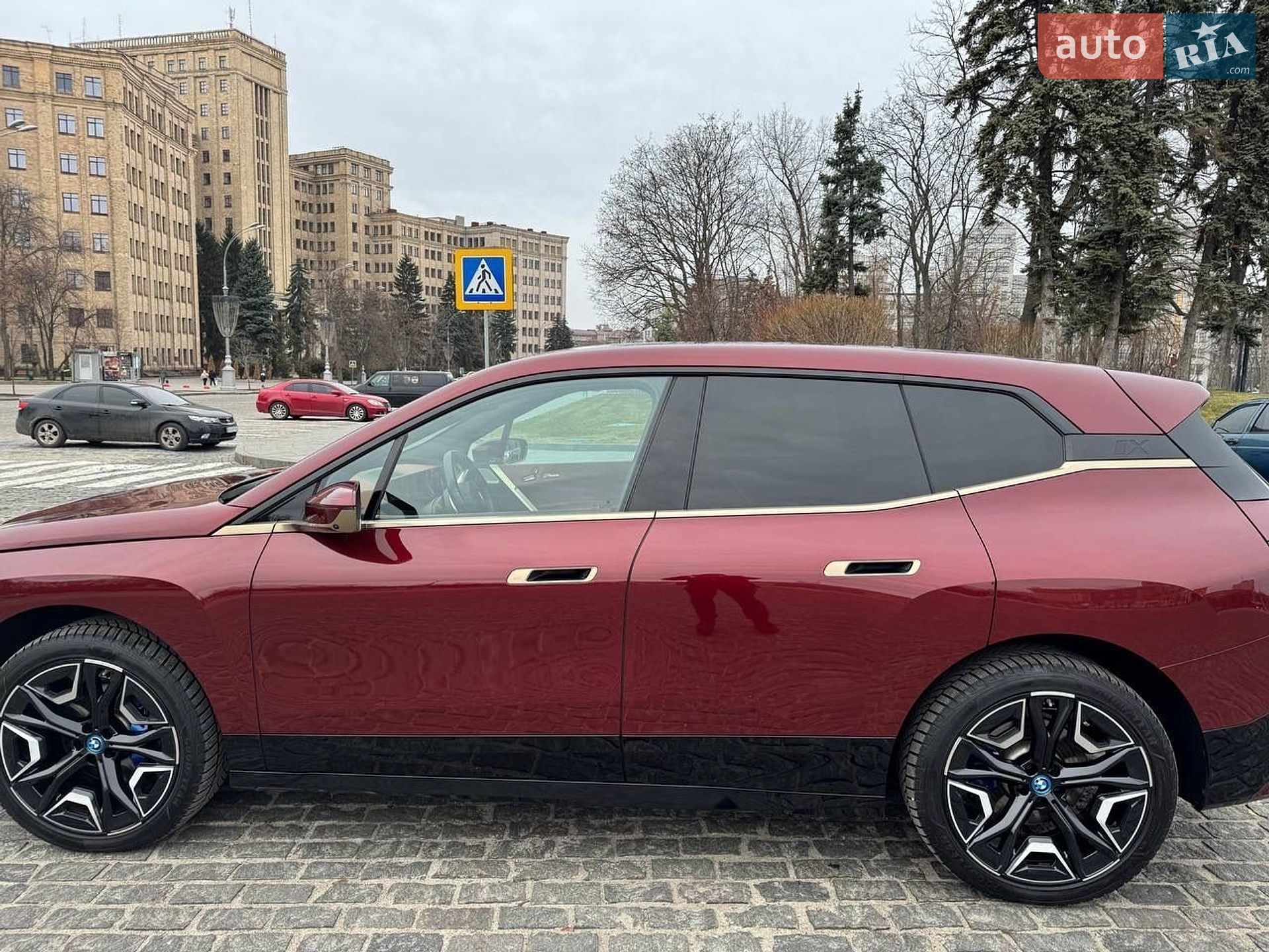 BMW iX 2021 VIN WBY21CF040CH66179 фото оголошення 16 з 61