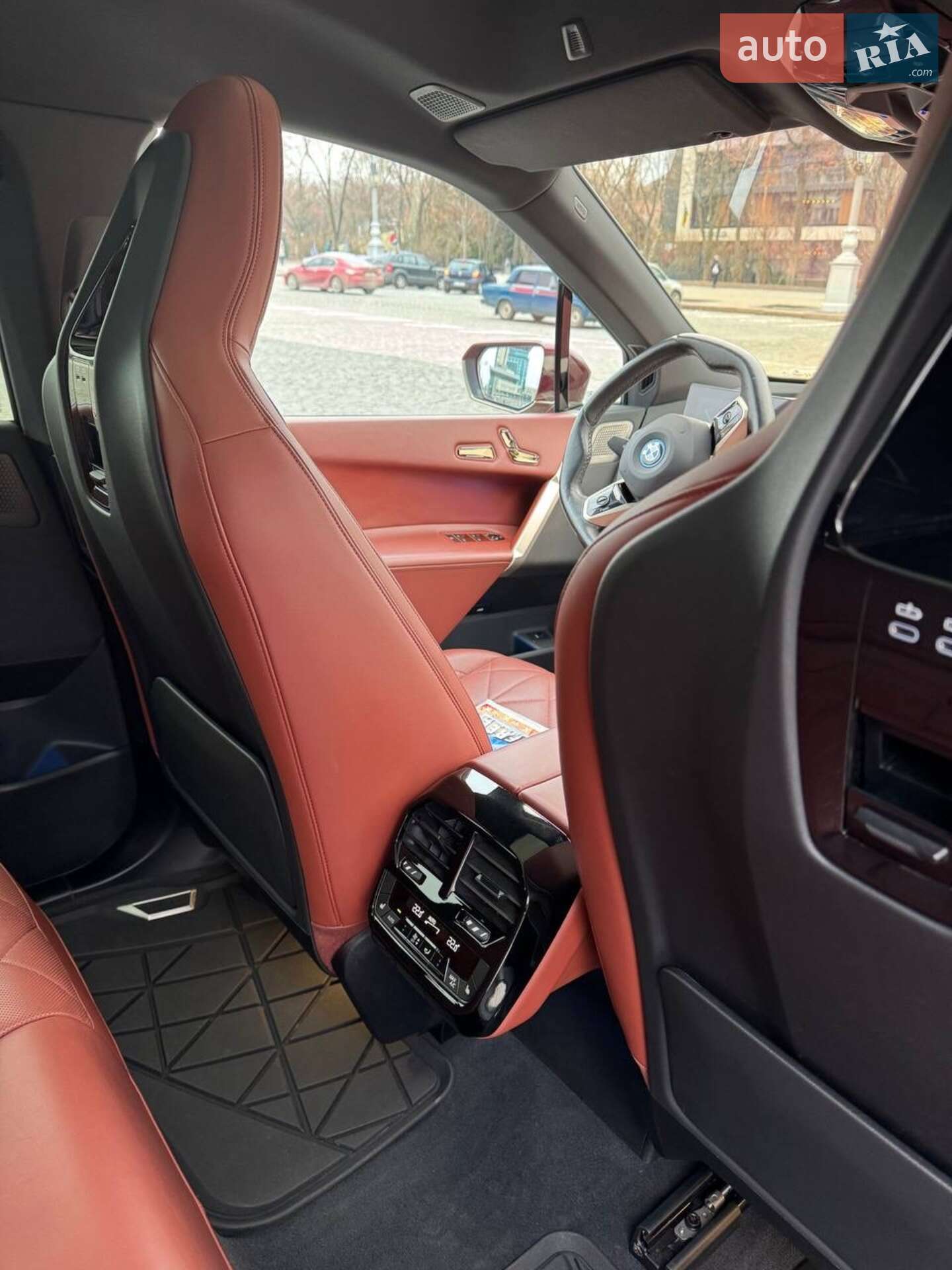 BMW iX 2021 VIN WBY21CF040CH66179 фото оголошення 24 з 61