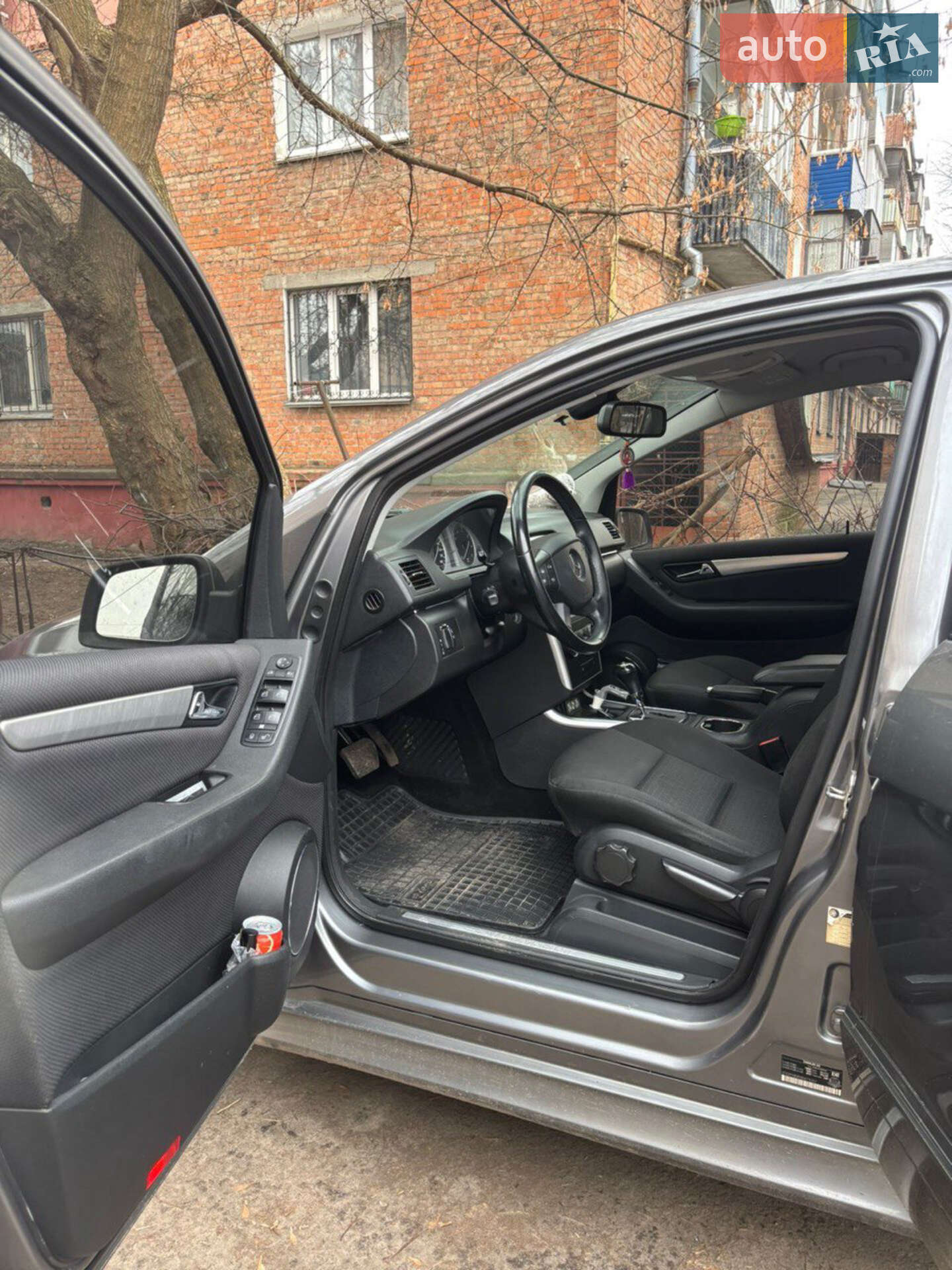 Mercedes-Benz B-Class 2011 VIN WDDFH3DBXBJ679357 фото оголошення 3 з 11