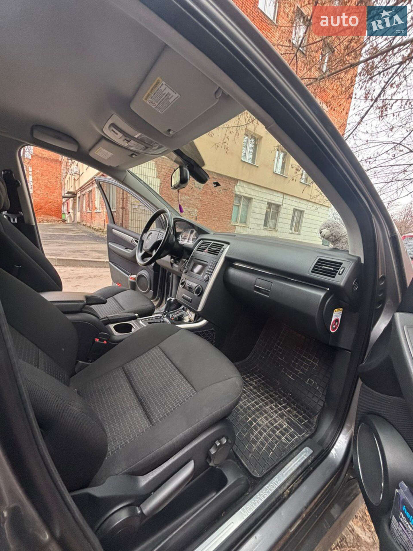 Mercedes-Benz B-Class 2011 VIN WDDFH3DBXBJ679357 фото оголошення 7 з 11