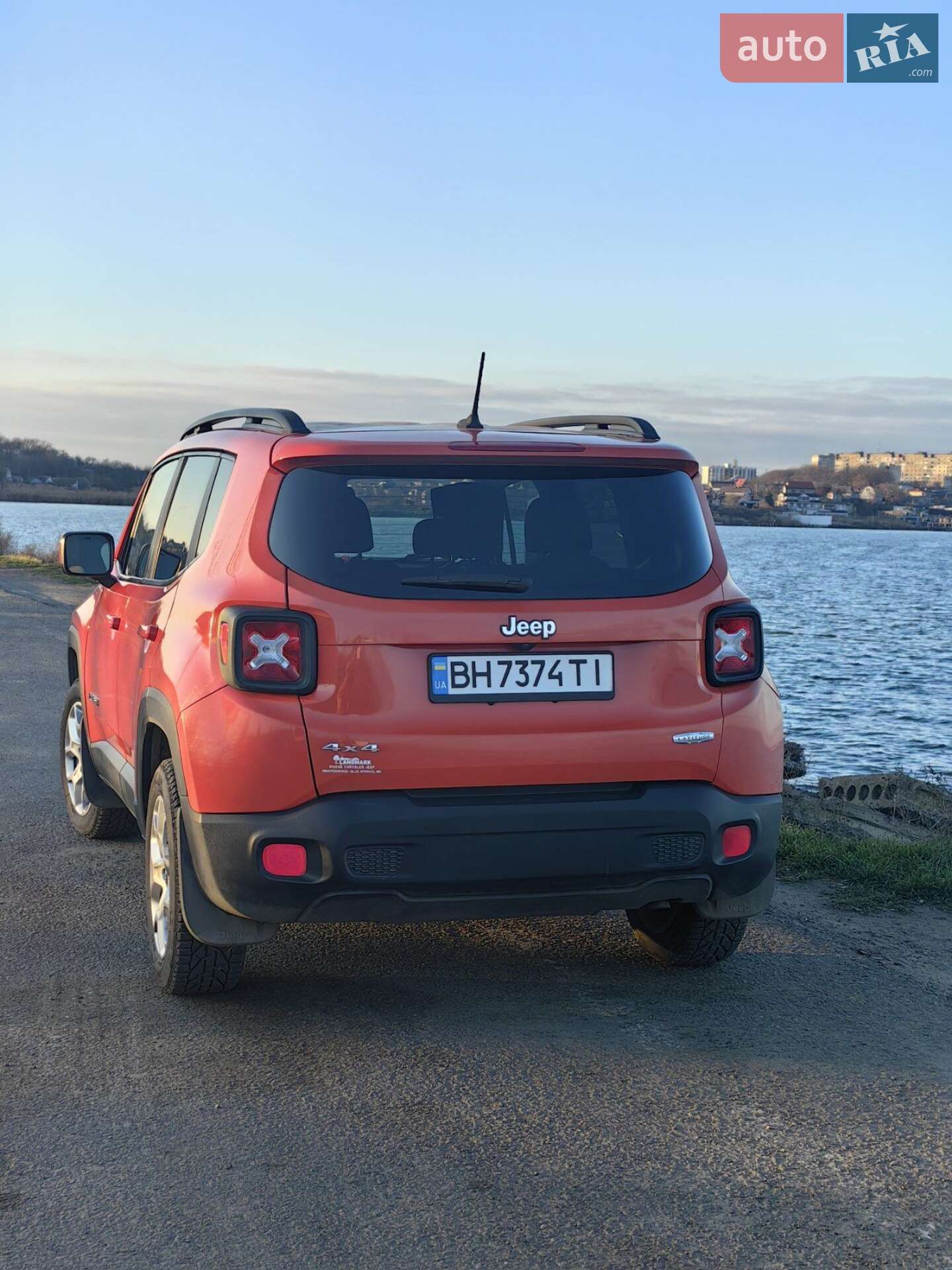 JEEP RENEGADE 2017 VIN ZACCJBBB5HPF37005 фото оголошення 2 з 9