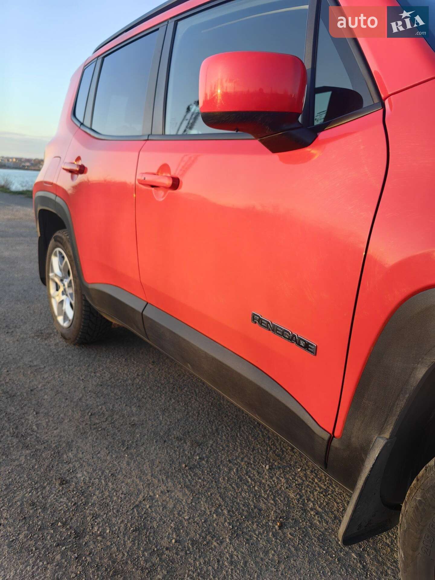 JEEP RENEGADE 2017 VIN ZACCJBBB5HPF37005 фото оголошення 3 з 9