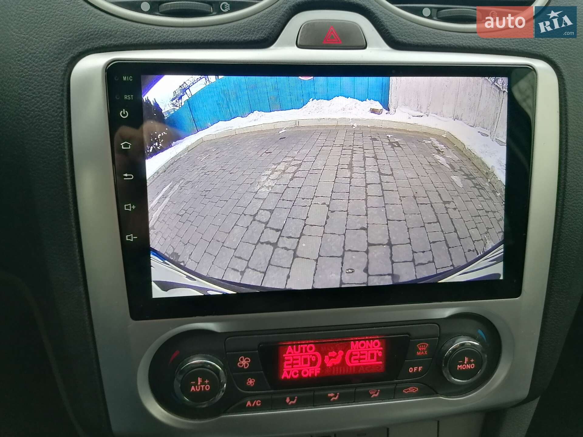 Ford Focus 2010 VIN WF0SXXGCDSAP63315 фото оголошення 9 з 26