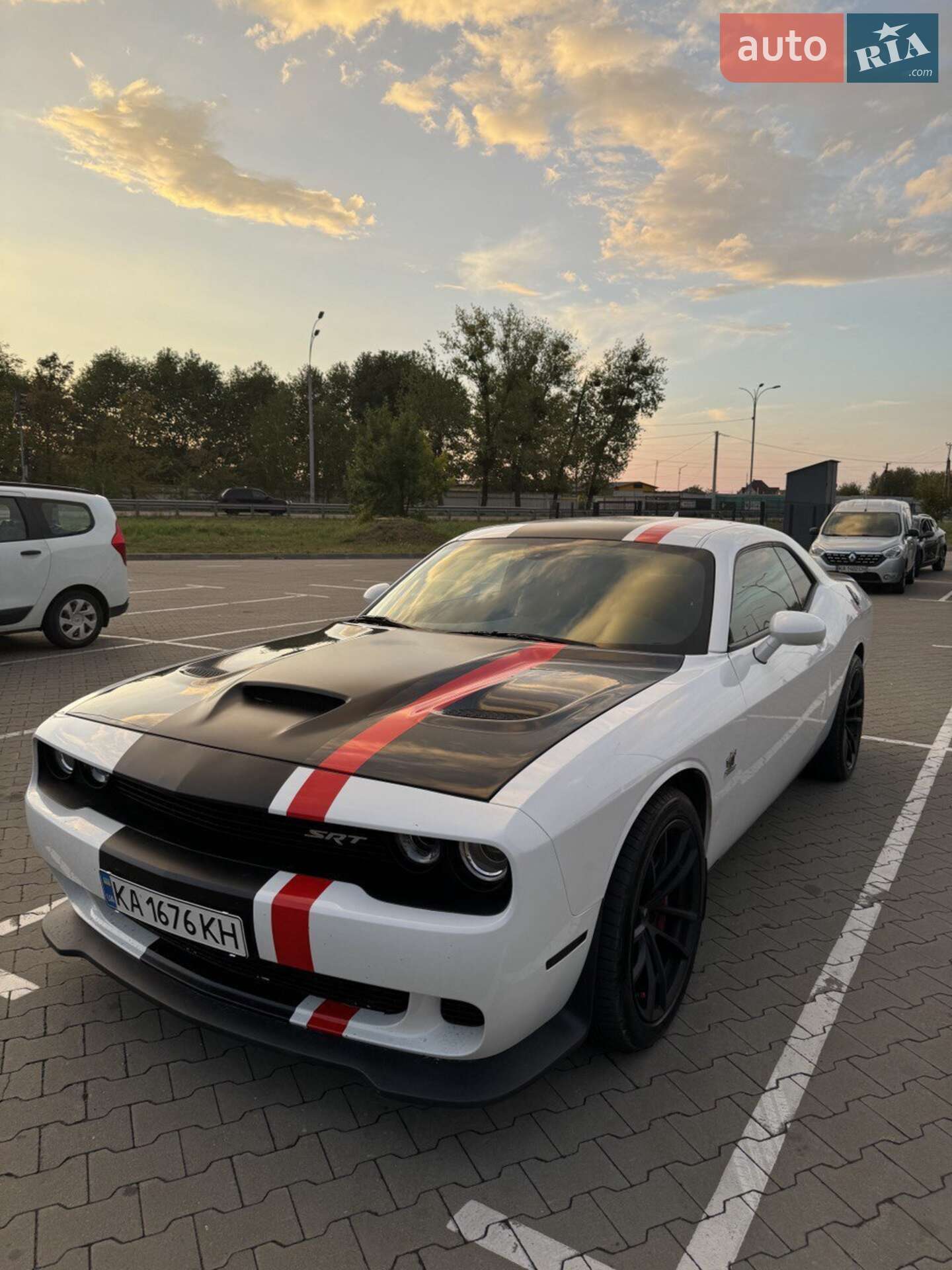 Dodge Challenger 2020 VIN 2C3CDZFJ3LH179533 фото оголошення 38 з 47