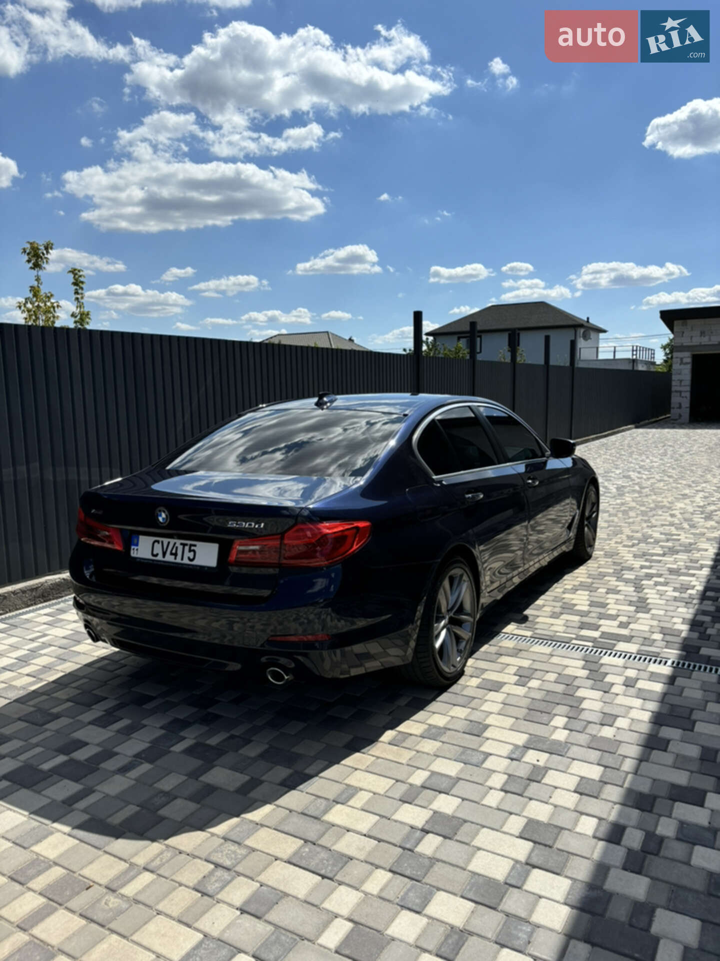 BMW 5 Series 2017 VIN WBAJD11040B195695 фото оголошення 7 з 29