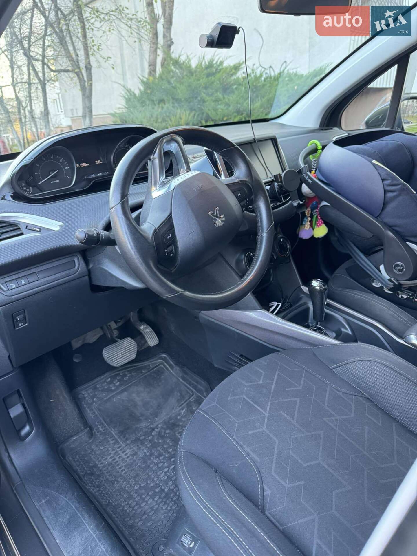 Peugeot 2008 2016 VIN VF3CUHMZ0GY057792 фото оголошення 3 з 5
