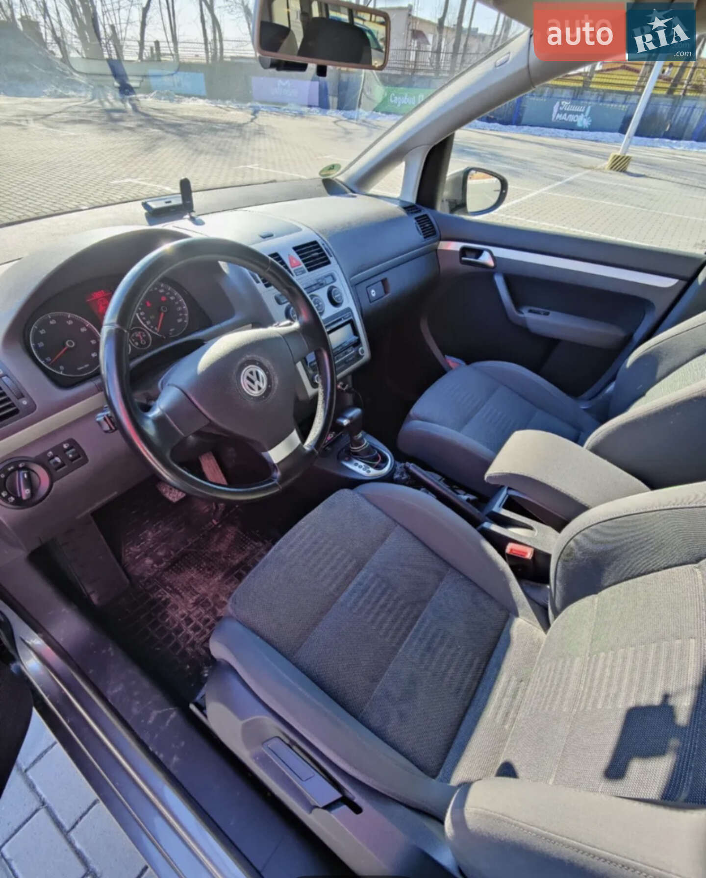 Volkswagen Touran 2010 VIN WVGZZZ1TZAW101009 фото оголошення 5 з 23