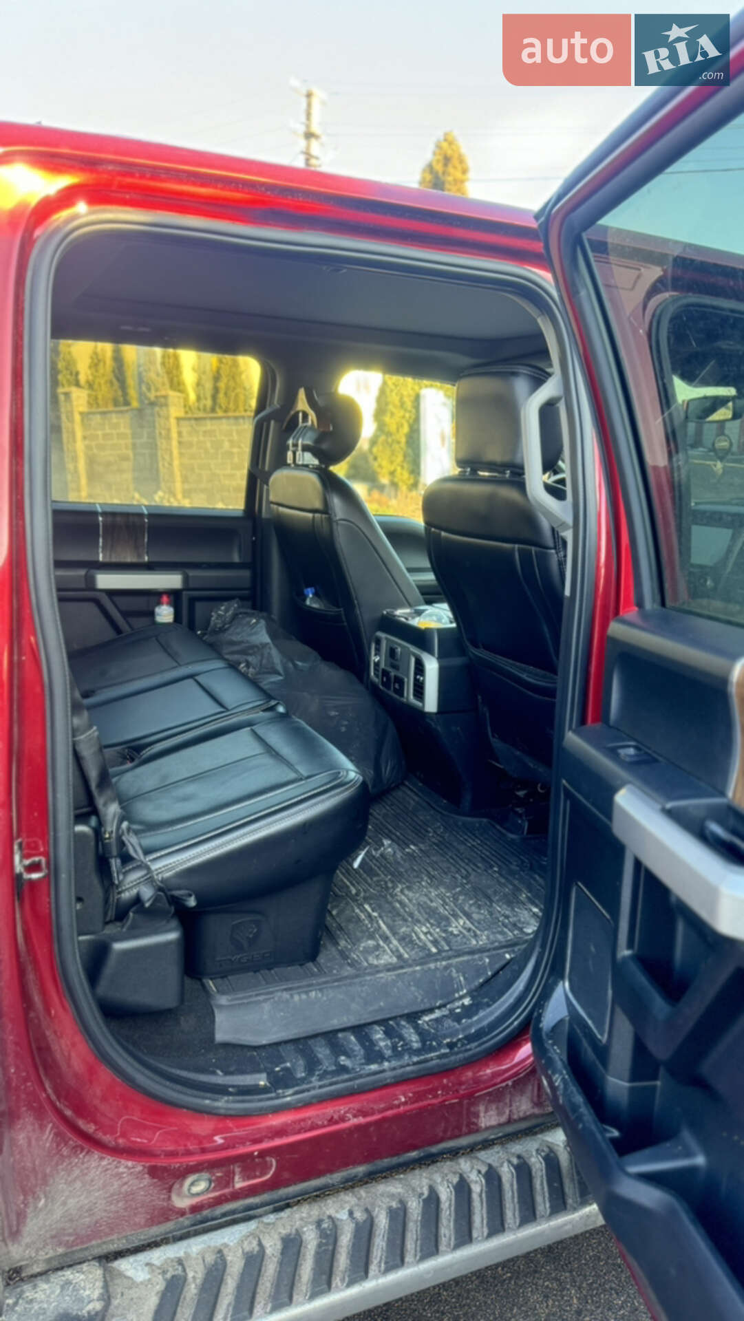 Ford F-150 2019 VIN 1FTEW1E41KKC87622 фото оголошення 4 з 6