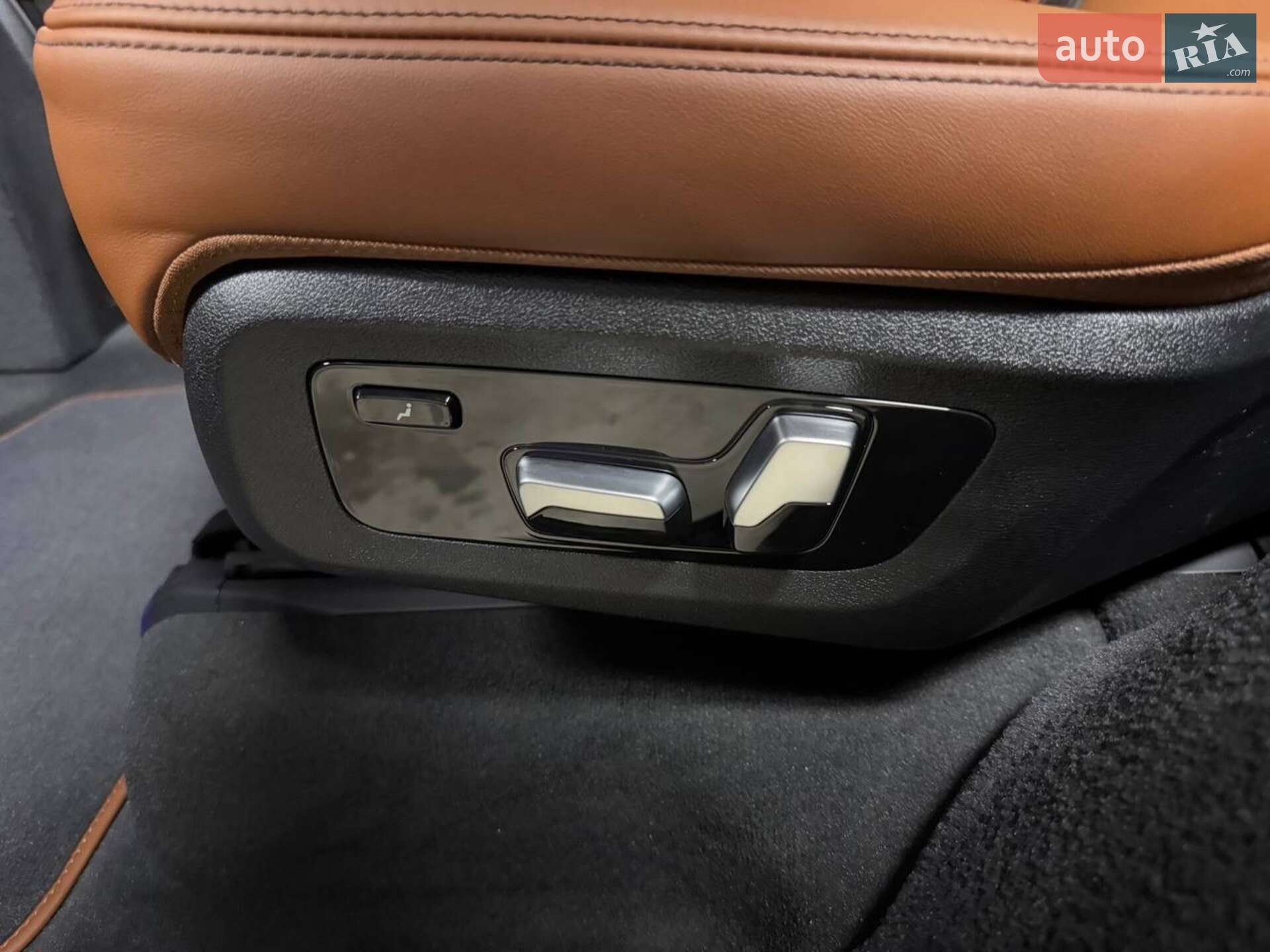 BMW X7 2024 VIN WBA31EM0409Y21225 фото оголошення 83 з 150