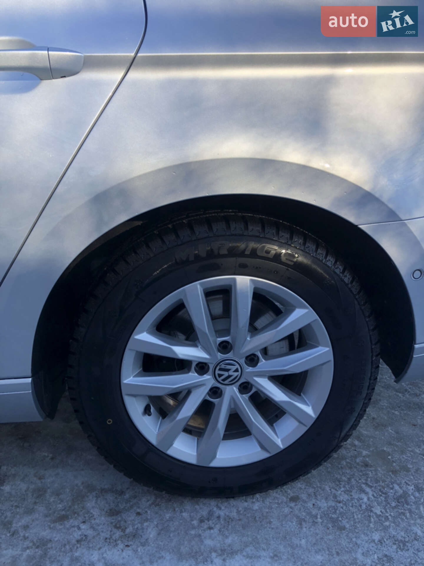 Volkswagen Passat 2019 VIN WVWZZZ3CZKE068052 фото оголошення 13 з 14