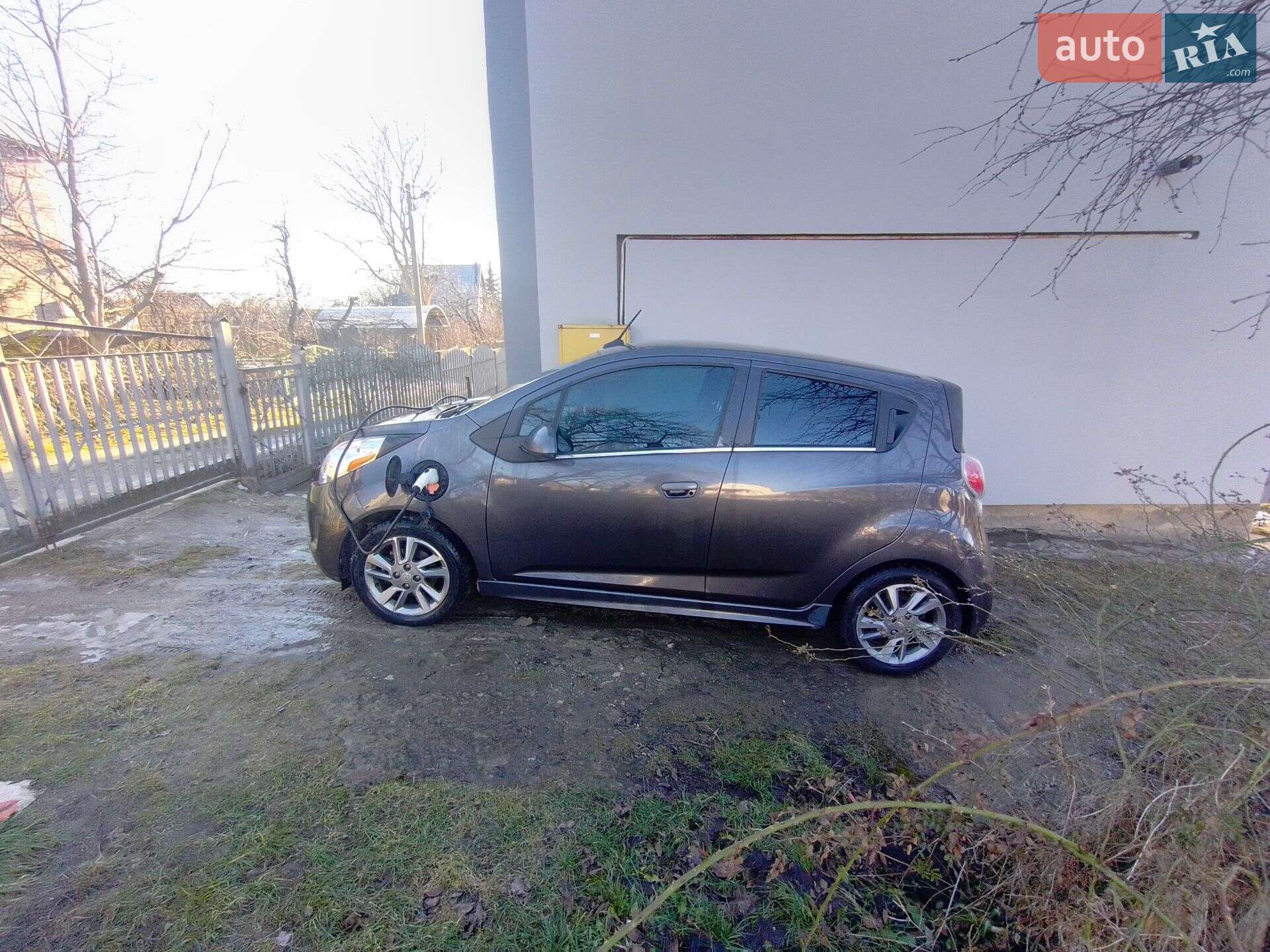 Chevrolet Spark 2014 VIN KL8CL6S04EC524450 фото оголошення 4 з 20