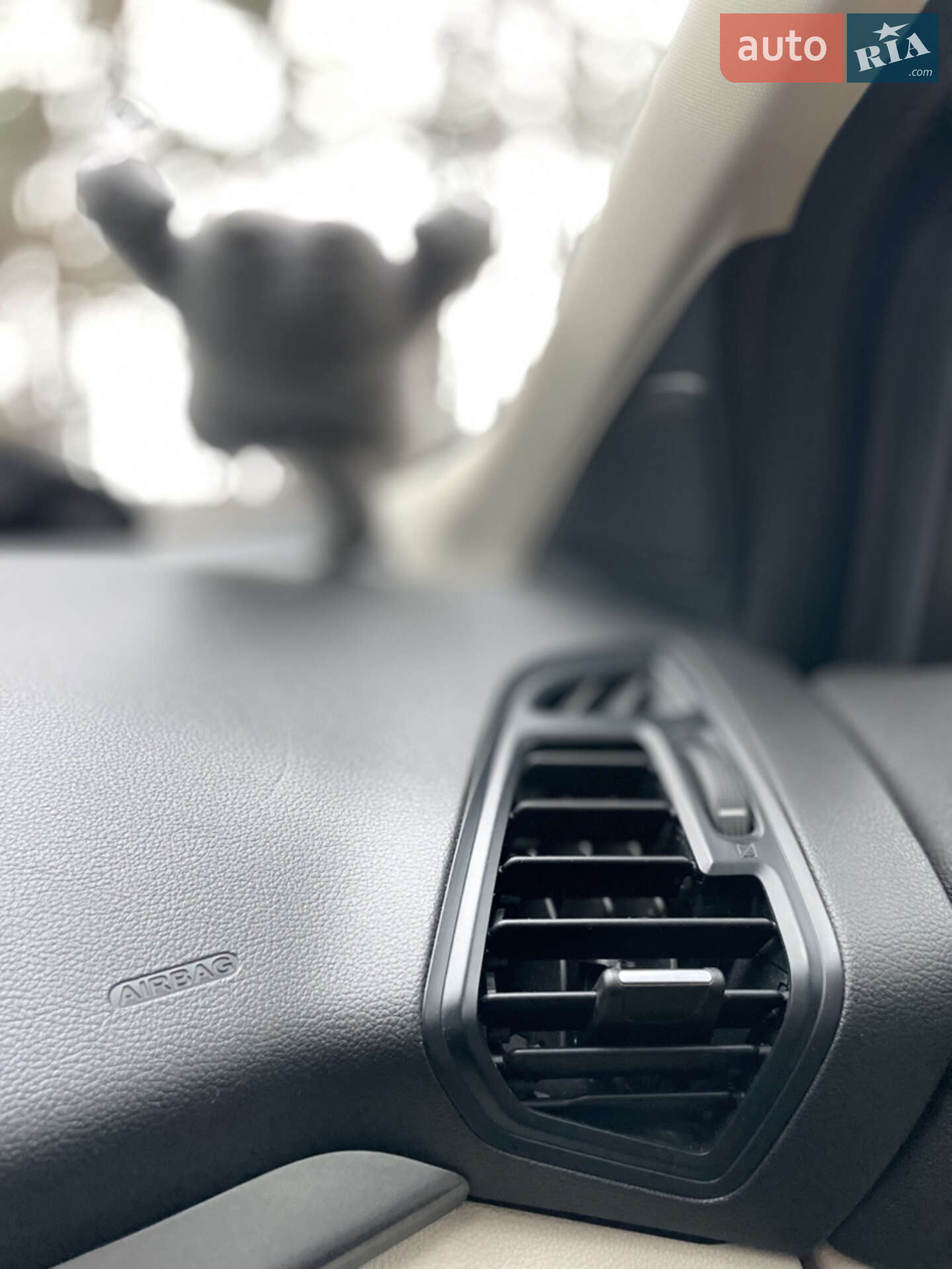 Ford Escape 2019 VIN 1FMCU9G94KUB33913 фото оголошення 12 з 12
