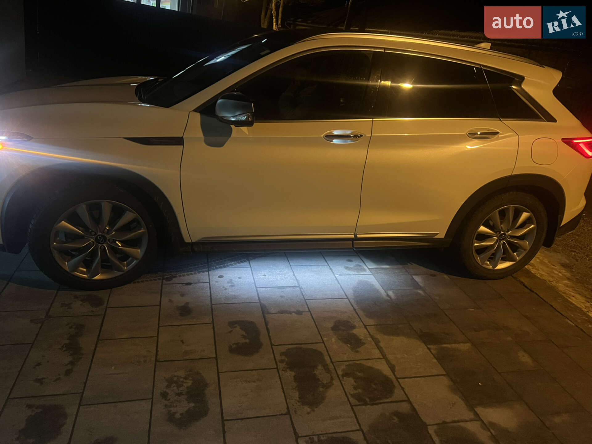 Infiniti QX50 2020 VIN 3PCAJ5M31LF120513 фото оголошення 15 з 38