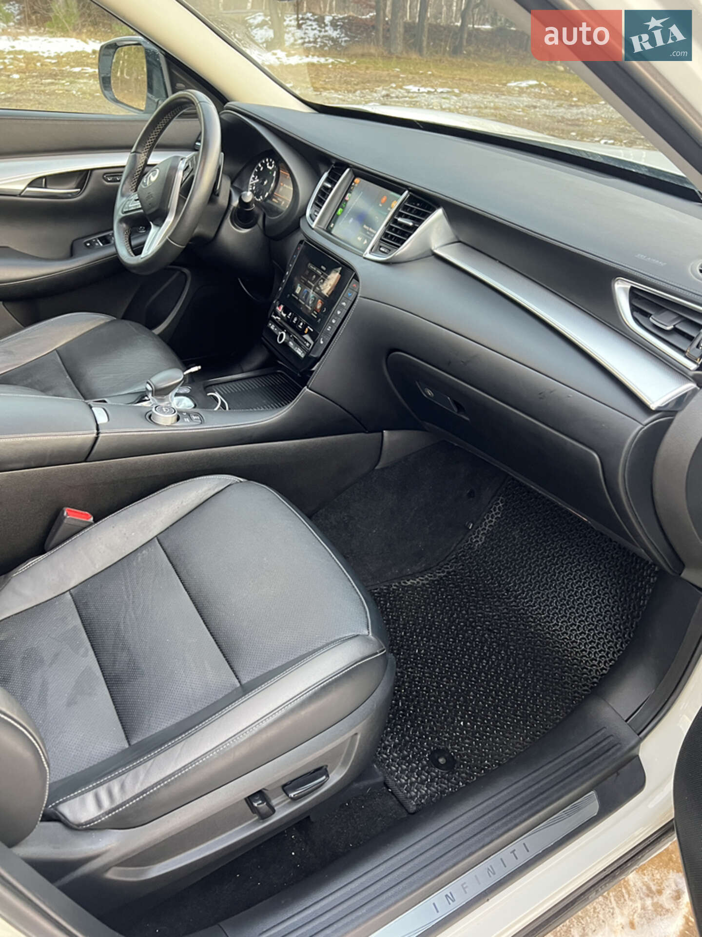 Infiniti QX50 2020 VIN 3PCAJ5M31LF120513 фото оголошення 26 з 38
