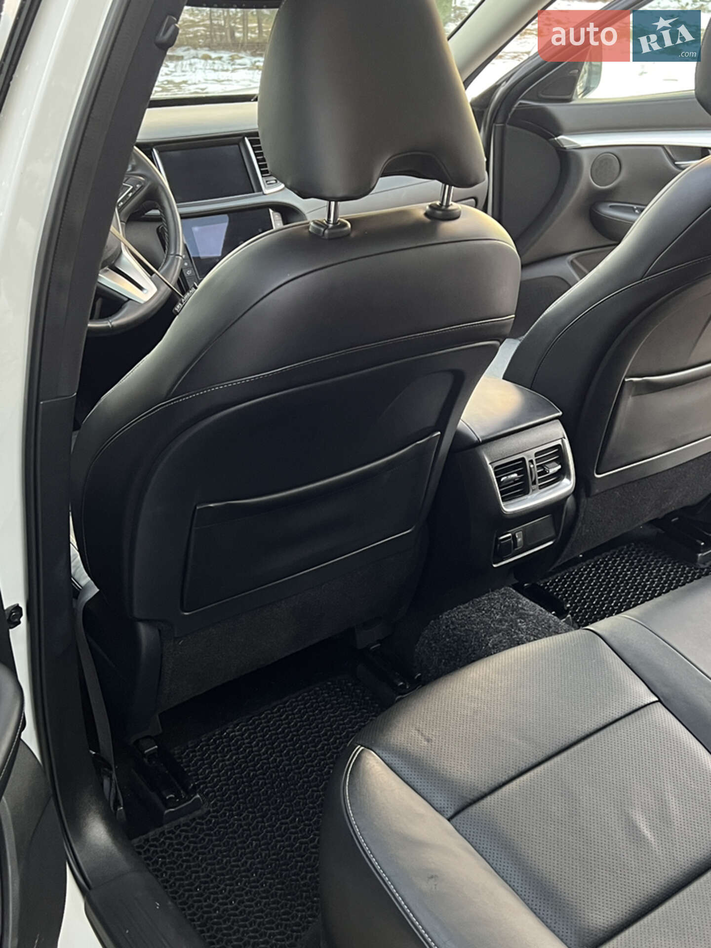 Infiniti QX50 2020 VIN 3PCAJ5M31LF120513 фото оголошення 29 з 38