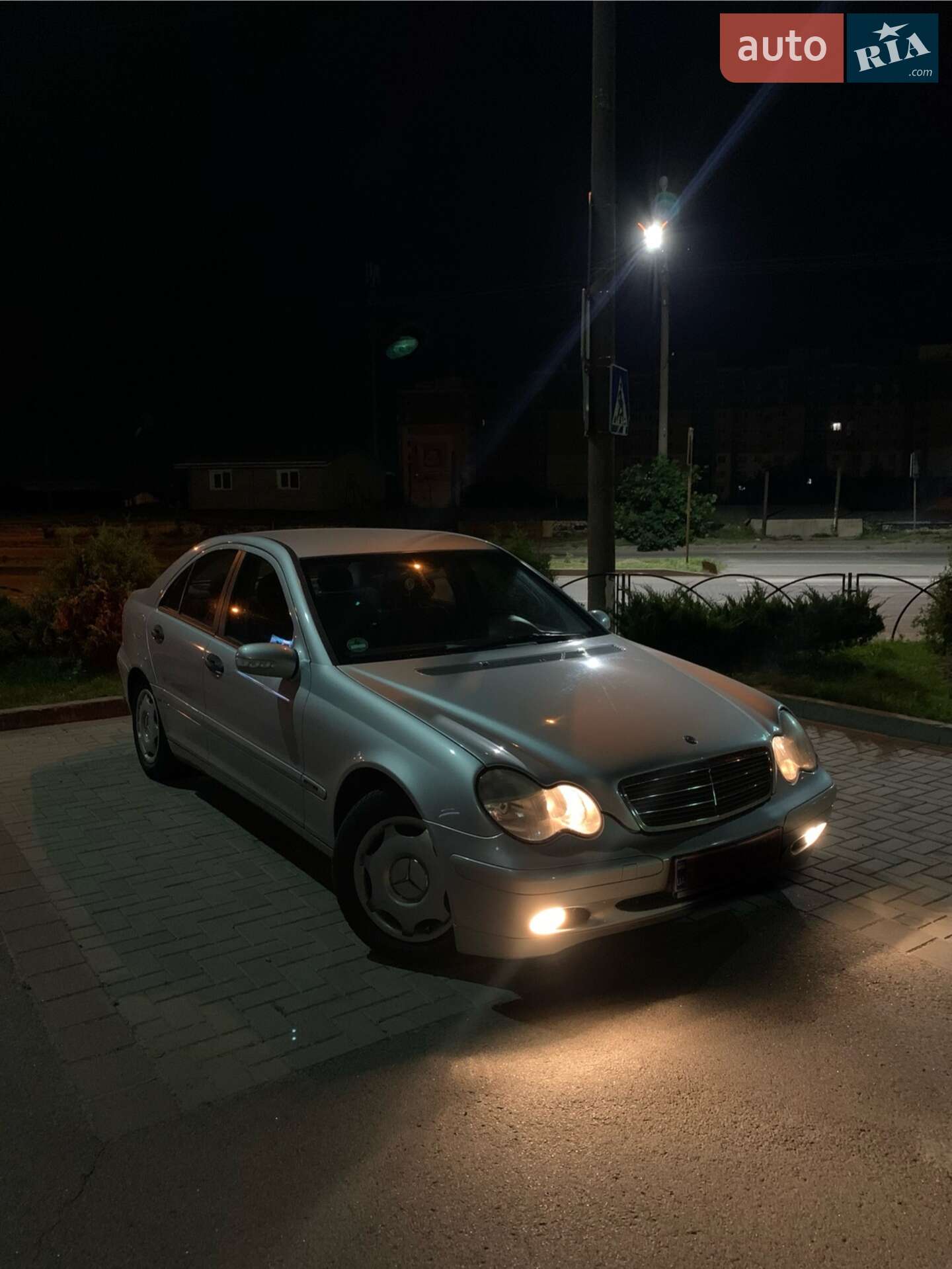 Mercedes-Benz C-Class 2000 VIN WDB2030451A016913 фото оголошення 2 з 9
