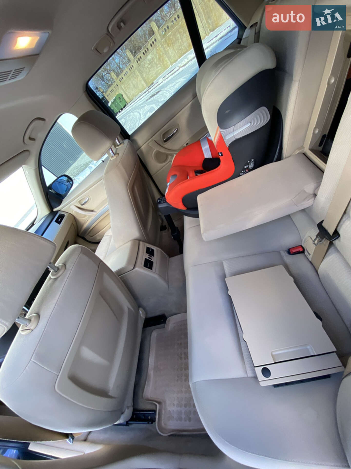 BMW 3 Series 2011 VIN WBAUT310X0F020324 фото оголошення 16 з 17