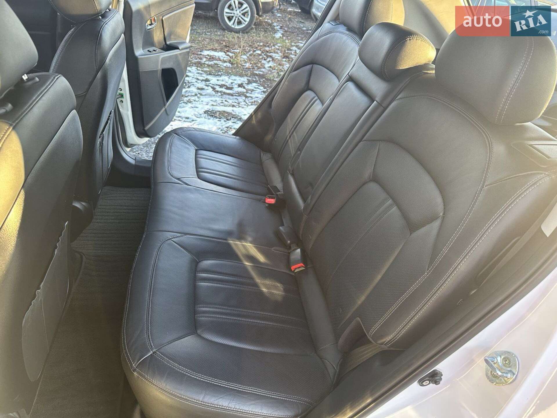 Kia Sportage 2015 VIN KNAPE813BGK853426 фото оголошення 11 з 89
