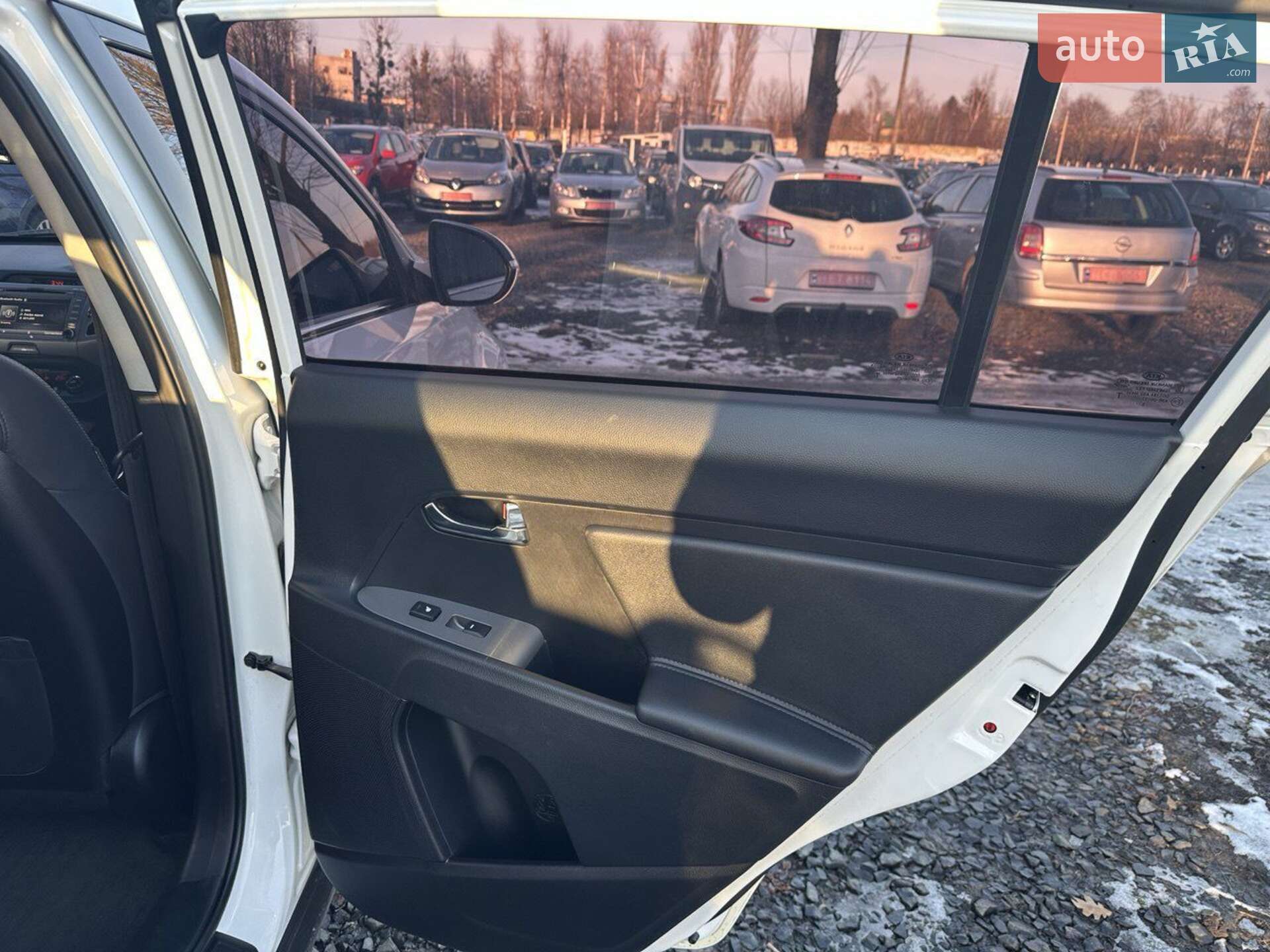 Kia Sportage 2015 VIN KNAPE813BGK853426 фото оголошення 58 з 89