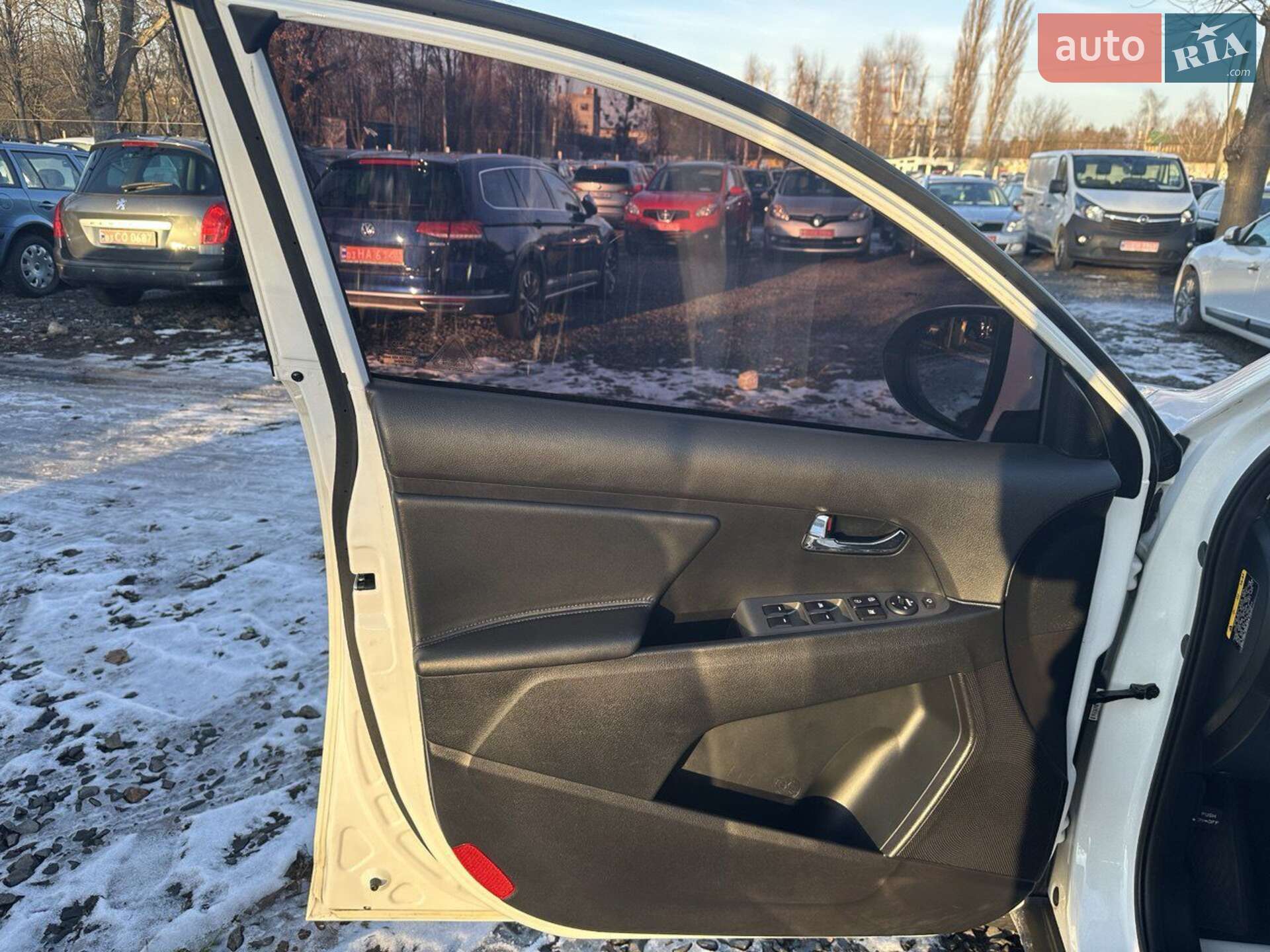 Kia Sportage 2015 VIN KNAPE813BGK853426 фото оголошення 65 з 89