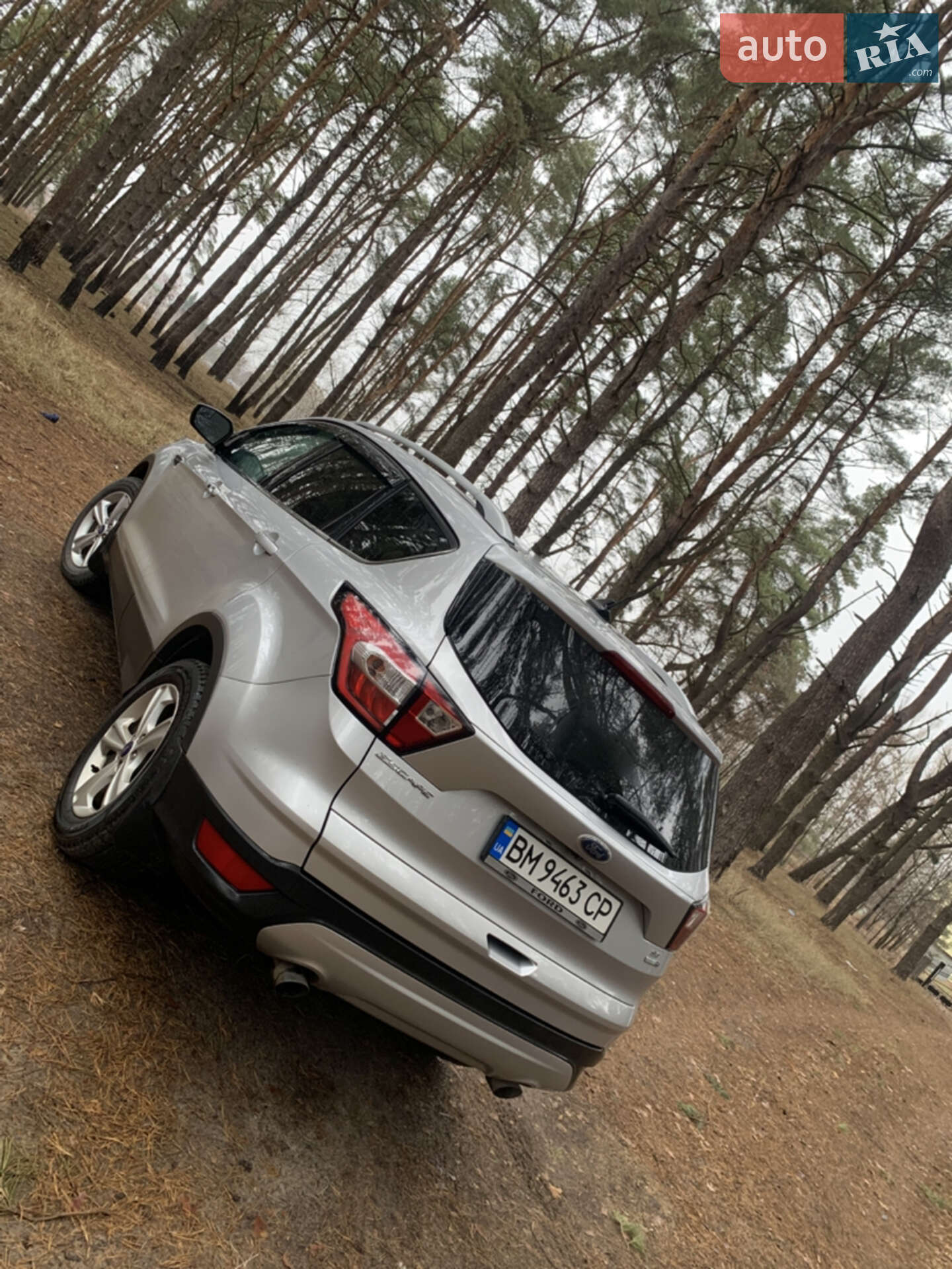 Ford Escape 2019 VIN 1FMCU9G94KUB33913 фото оголошення 5 з 27