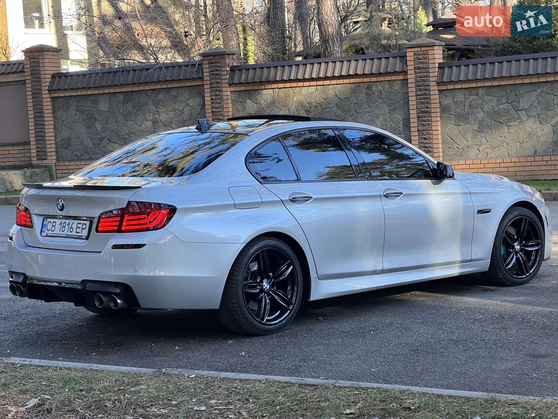 BMW 5 Series 2012 VIN WBAFR7C59CC811280 фото оголошення 2 з 30