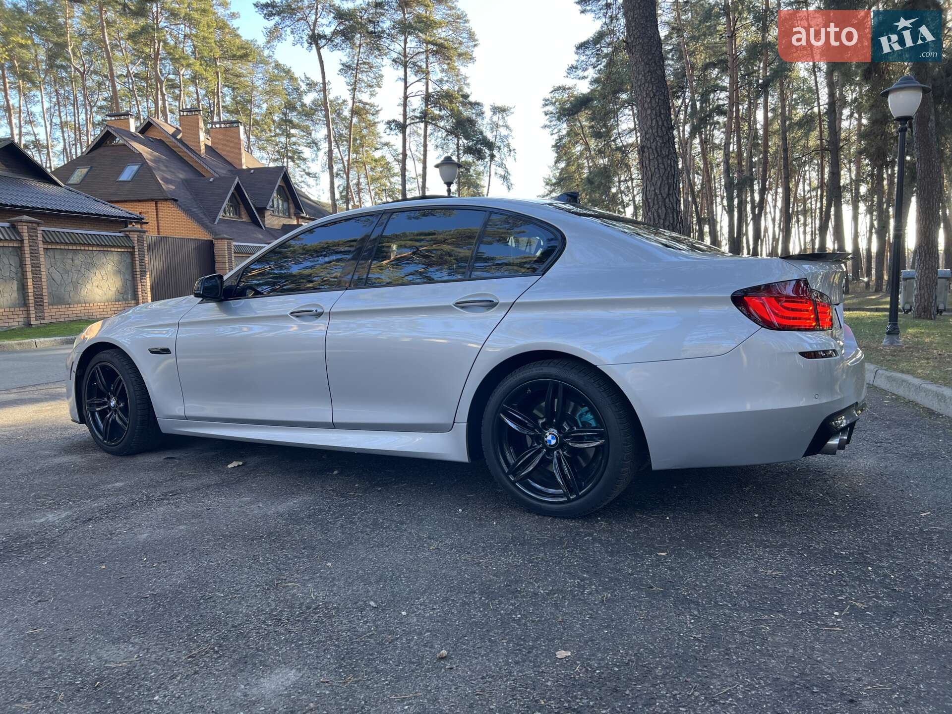 BMW 5 Series 2012 VIN WBAFR7C59CC811280 фото оголошення 19 з 30