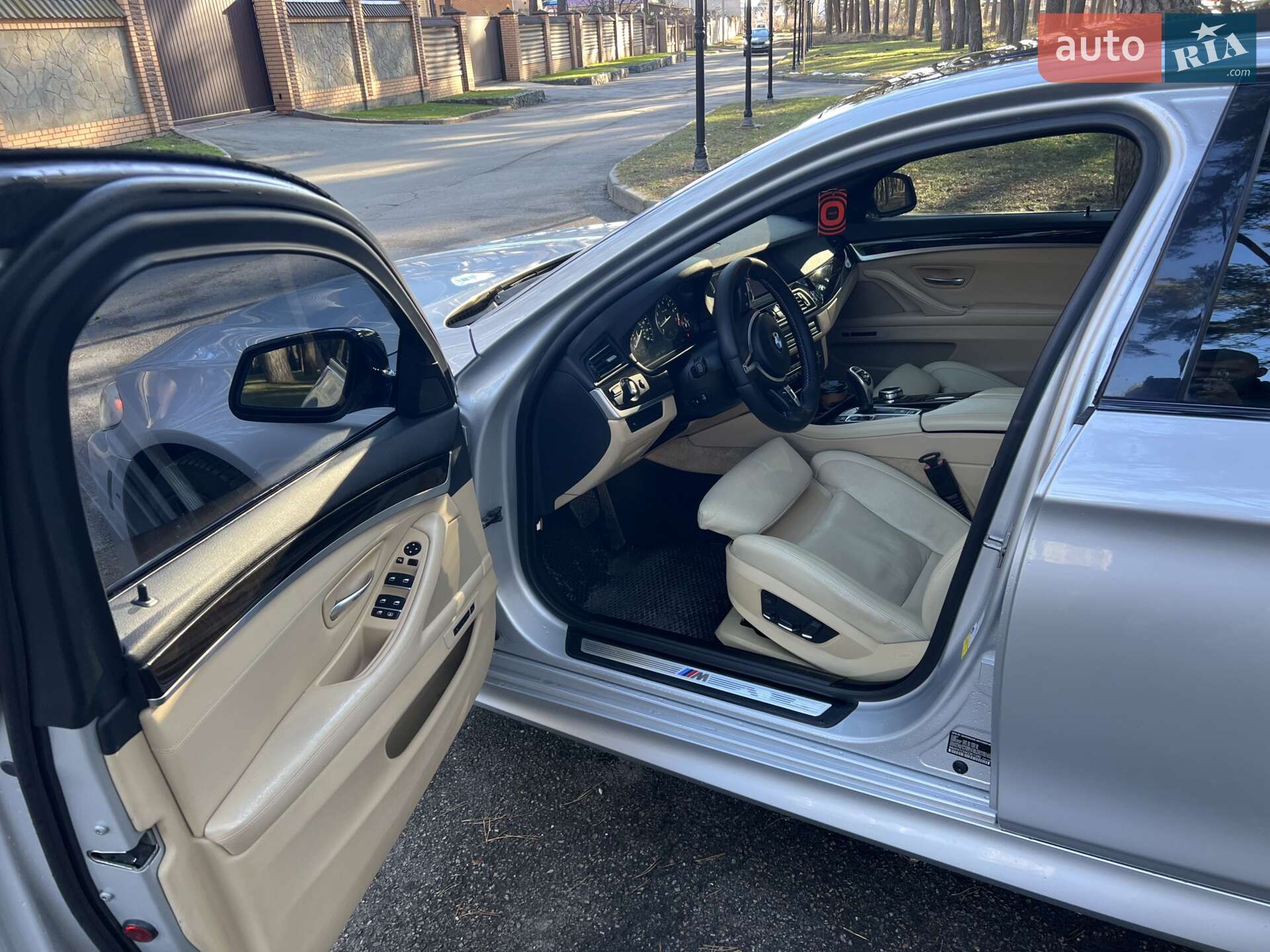 BMW 5 Series 2012 VIN WBAFR7C59CC811280 фото оголошення 26 з 30