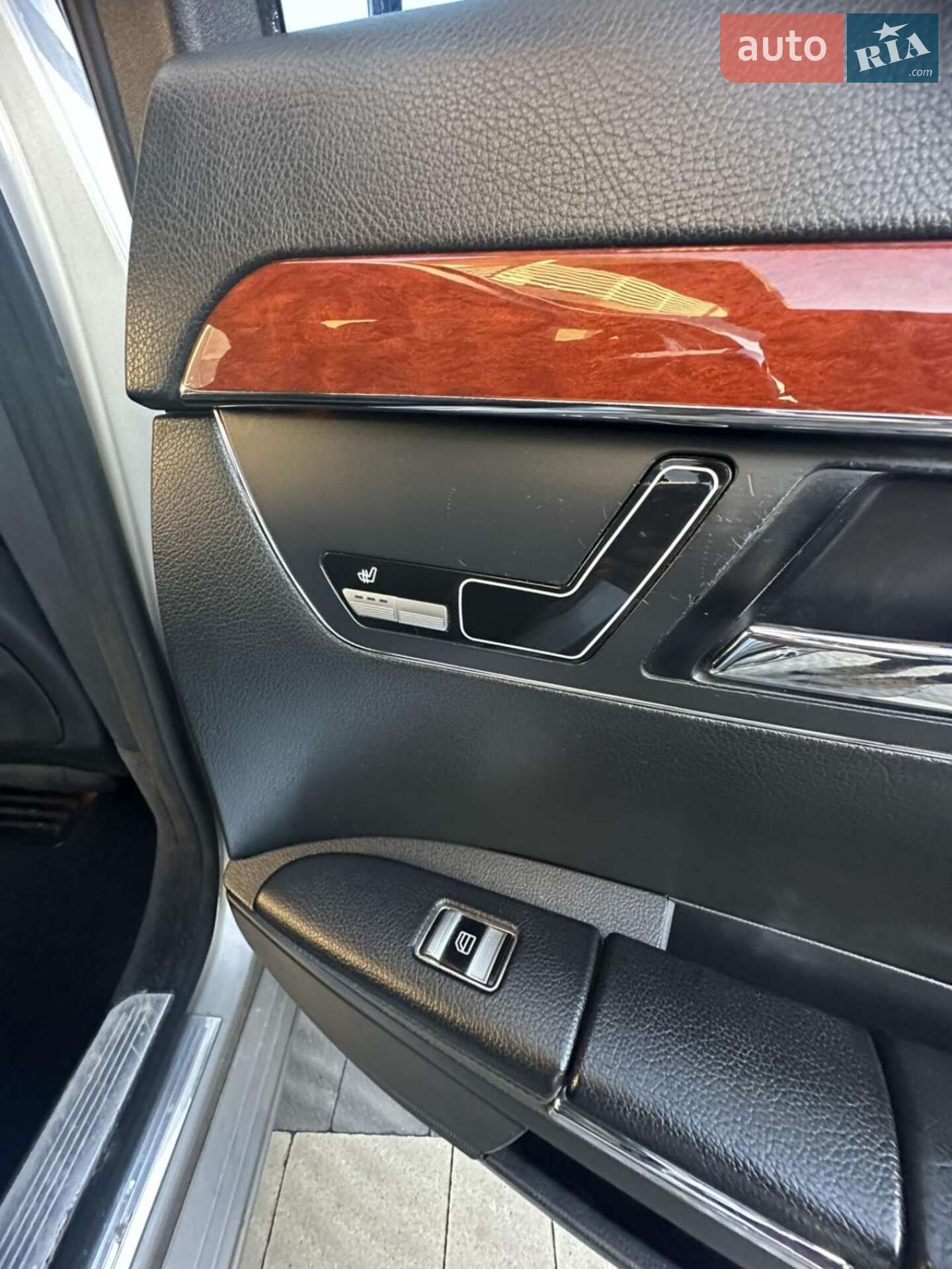 Mercedes-Benz S-Class 2006 VIN WDD2210221A042787 фото оголошення 179 з 208