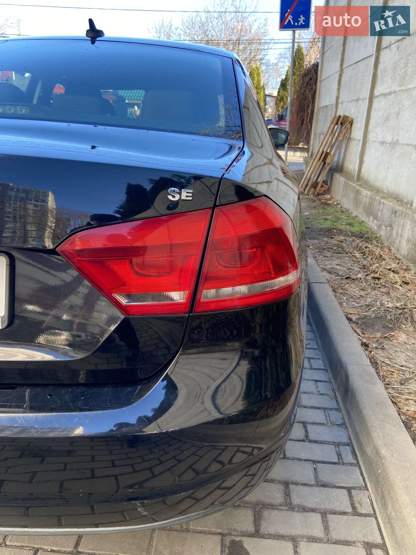 Volkswagen Passat 2012 VIN 1VWBP7A3XDC009750 фото оголошення 4 з 21