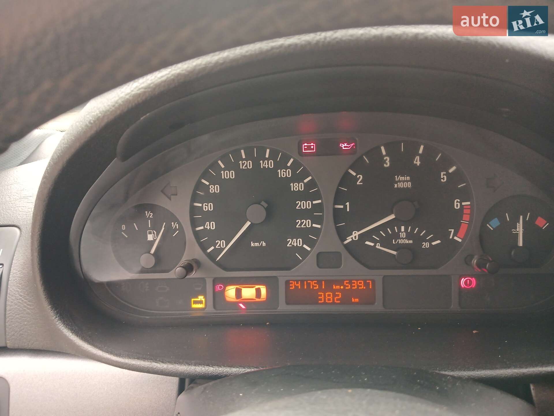 BMW 3 Series 1999 VIN WBAAM11010CA02321 фото оголошення 2 з 11
