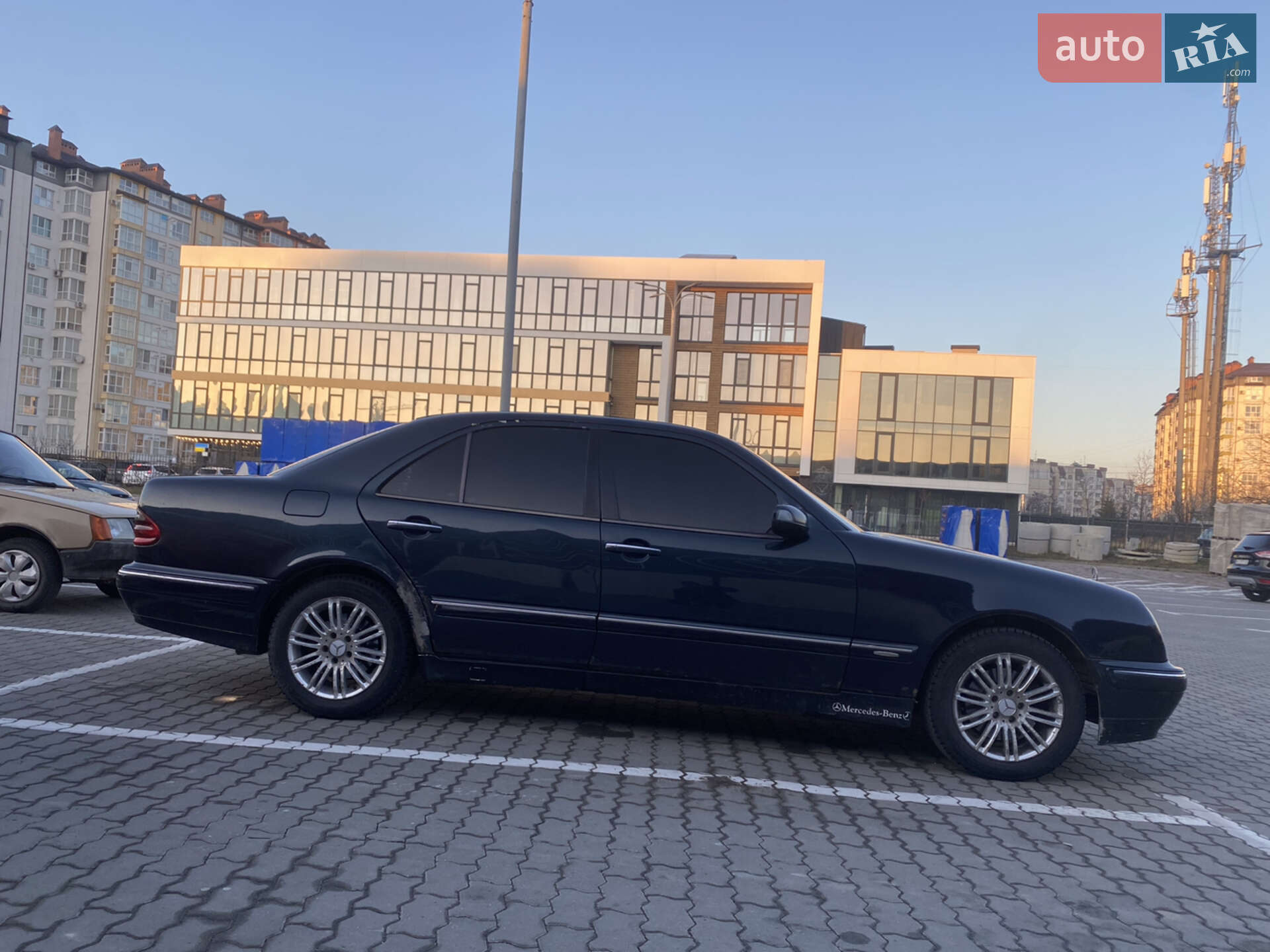 Mercedes-Benz E-Class 2001 VIN WDB2100261B334407 фото оголошення 4 з 7