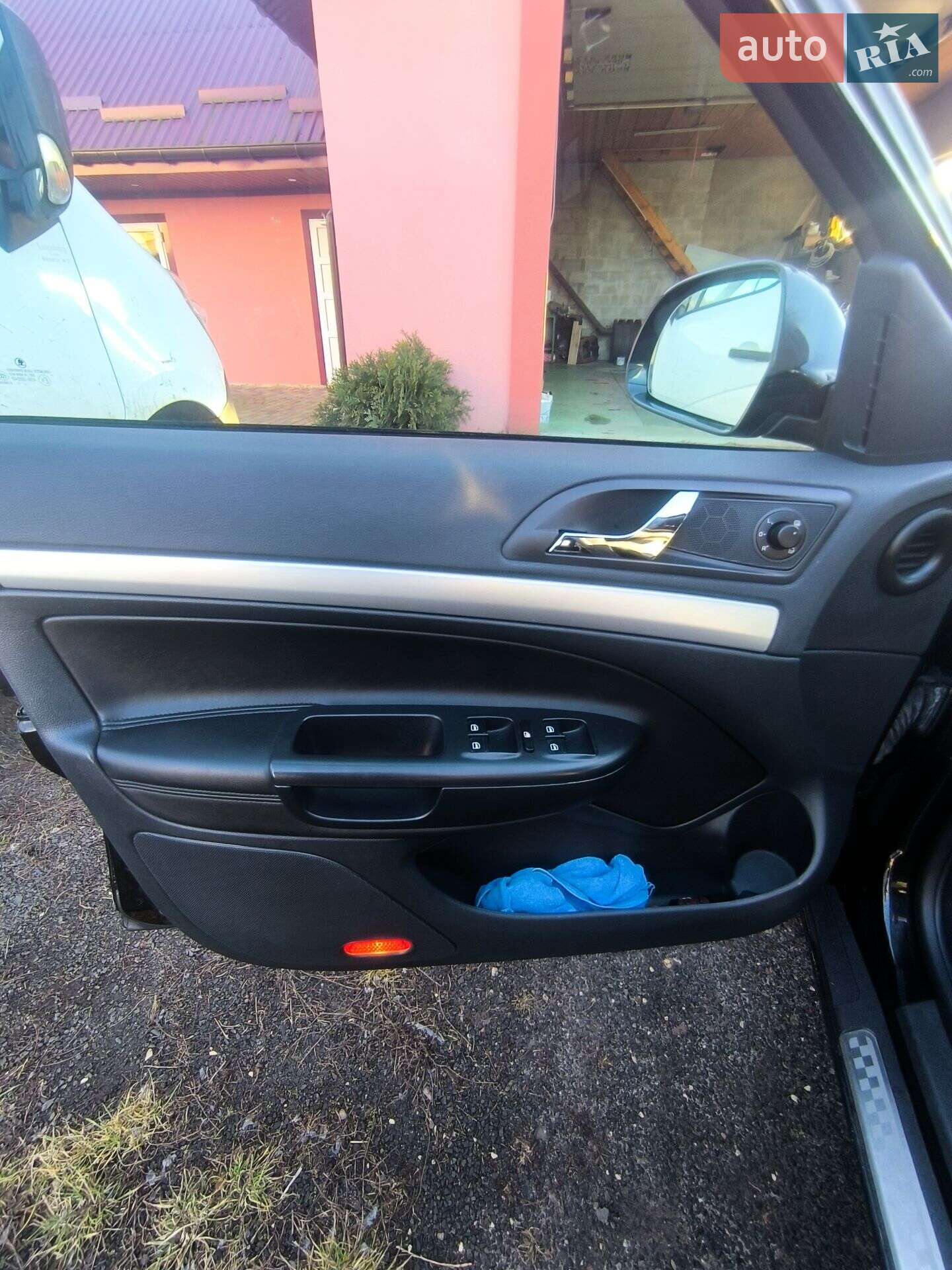 Skoda Octavia 2011 VIN TMBUF61Z3B2124545 фото оголошення 3 з 35