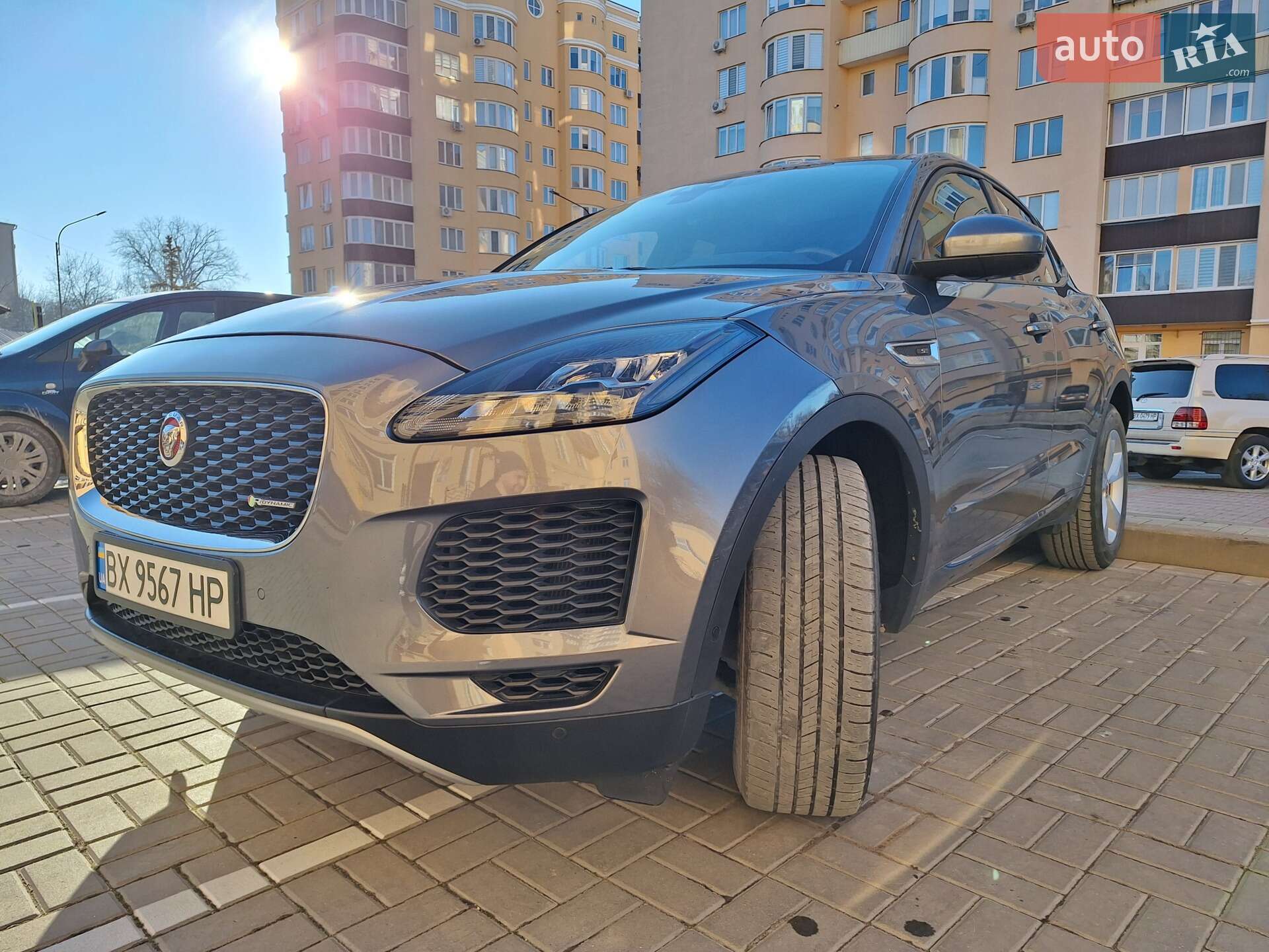 Jaguar E-Pace 2018 VIN SADFT2GX3J1Z27820 фото оголошення 6 з 59