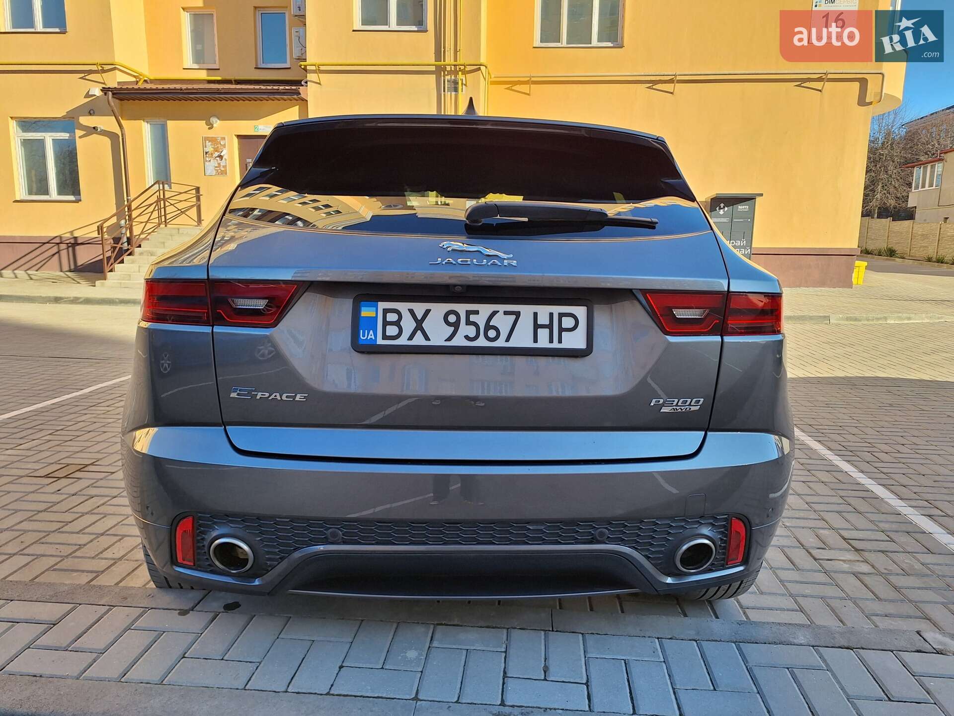 Jaguar E-Pace 2018 VIN SADFT2GX3J1Z27820 фото оголошення 7 з 59
