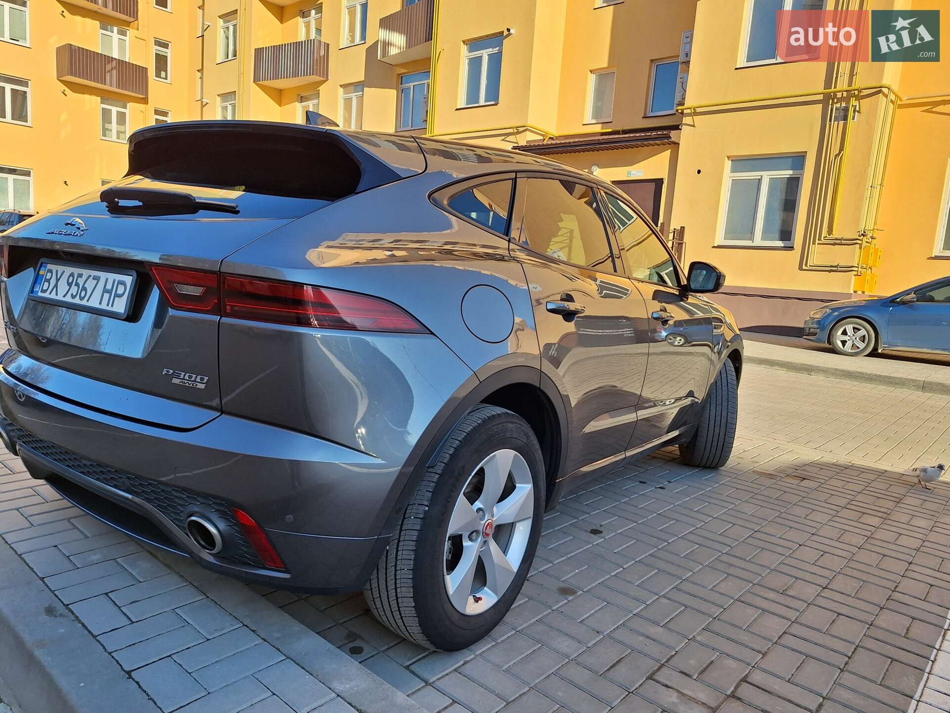 Jaguar E-Pace 2018 VIN SADFT2GX3J1Z27820 фото оголошення 10 з 59