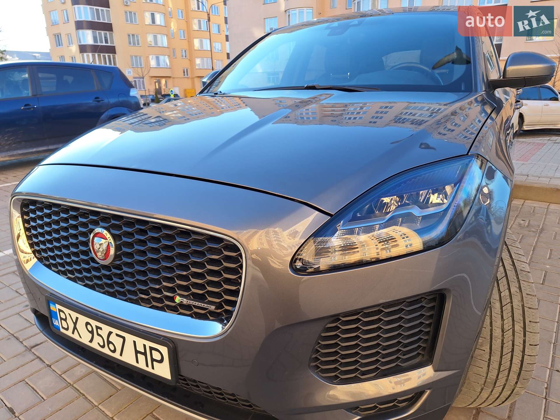 Jaguar E-Pace 2018 VIN SADFT2GX3J1Z27820 фото оголошення 13 з 59