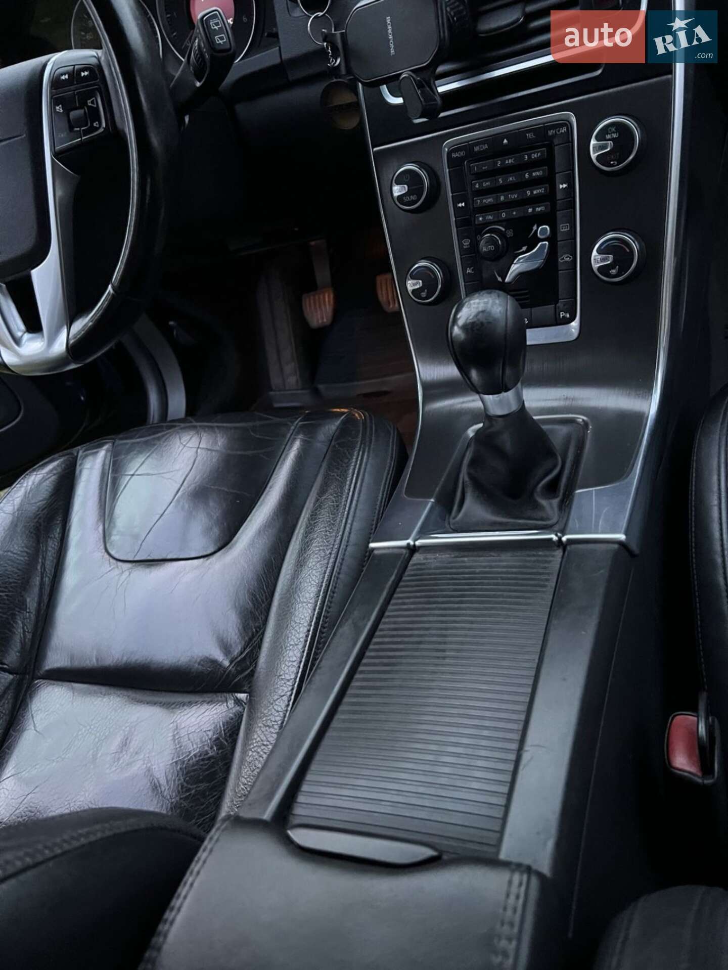 Volvo V60 2011 VIN YV1FW84A1C1040250 фото оголошення 27 з 29