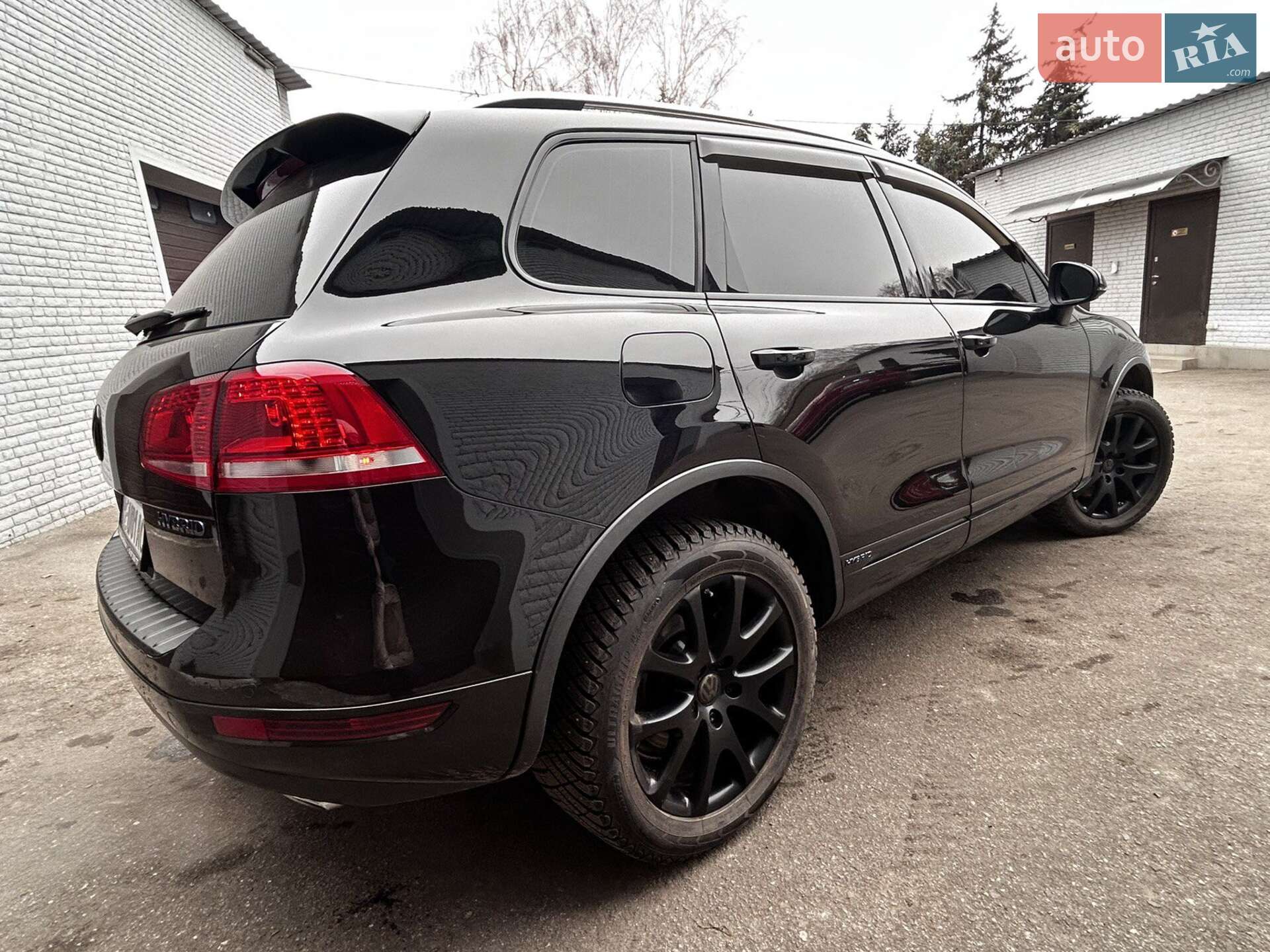 Volkswagen Touareg 2012 VIN WVGEG9BP0DD008660 фото оголошення 2 з 21