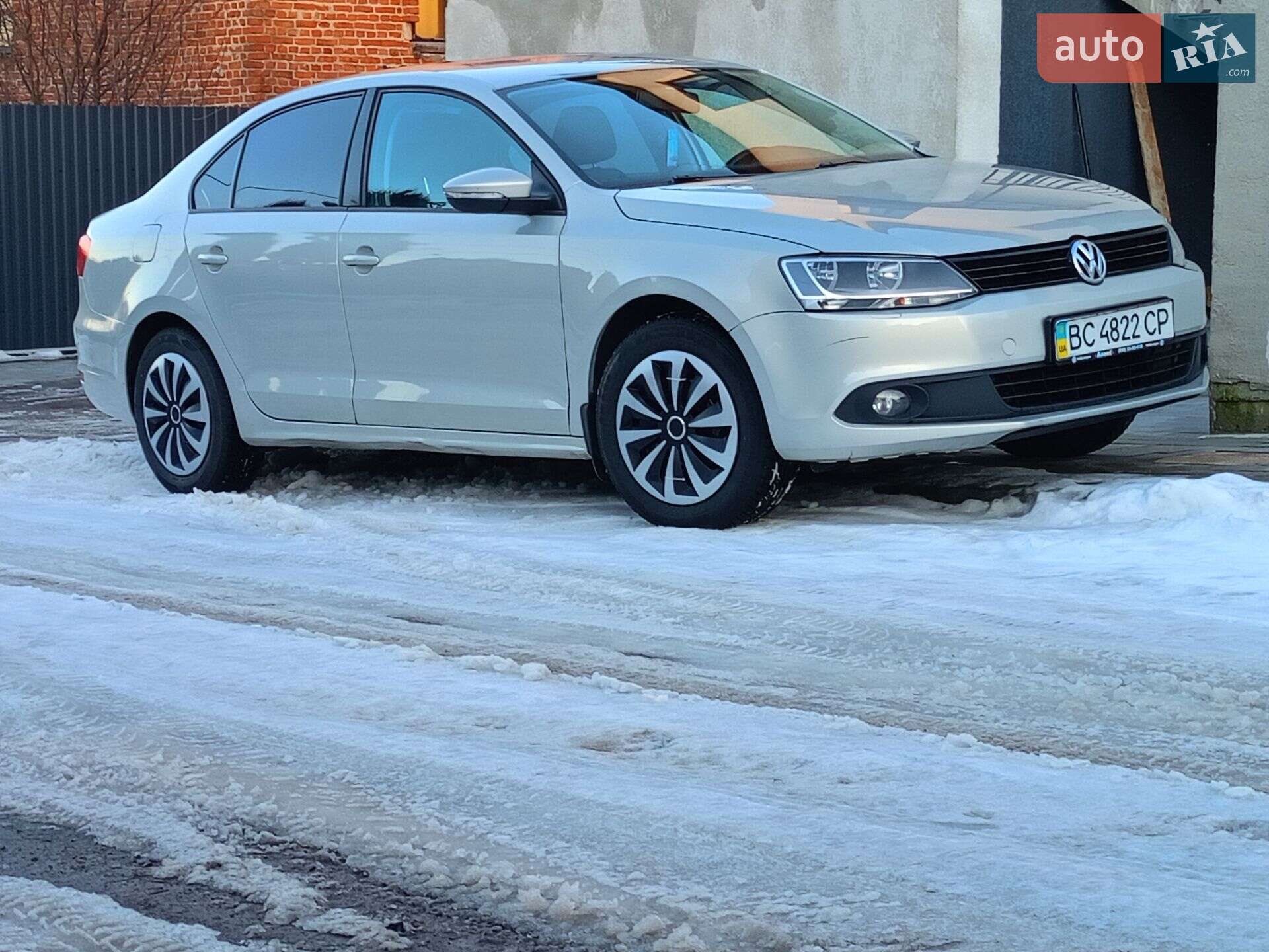 Volkswagen Jetta 2011 VIN WVWZZZ16ZBM109839 фото оголошення 4 з 9