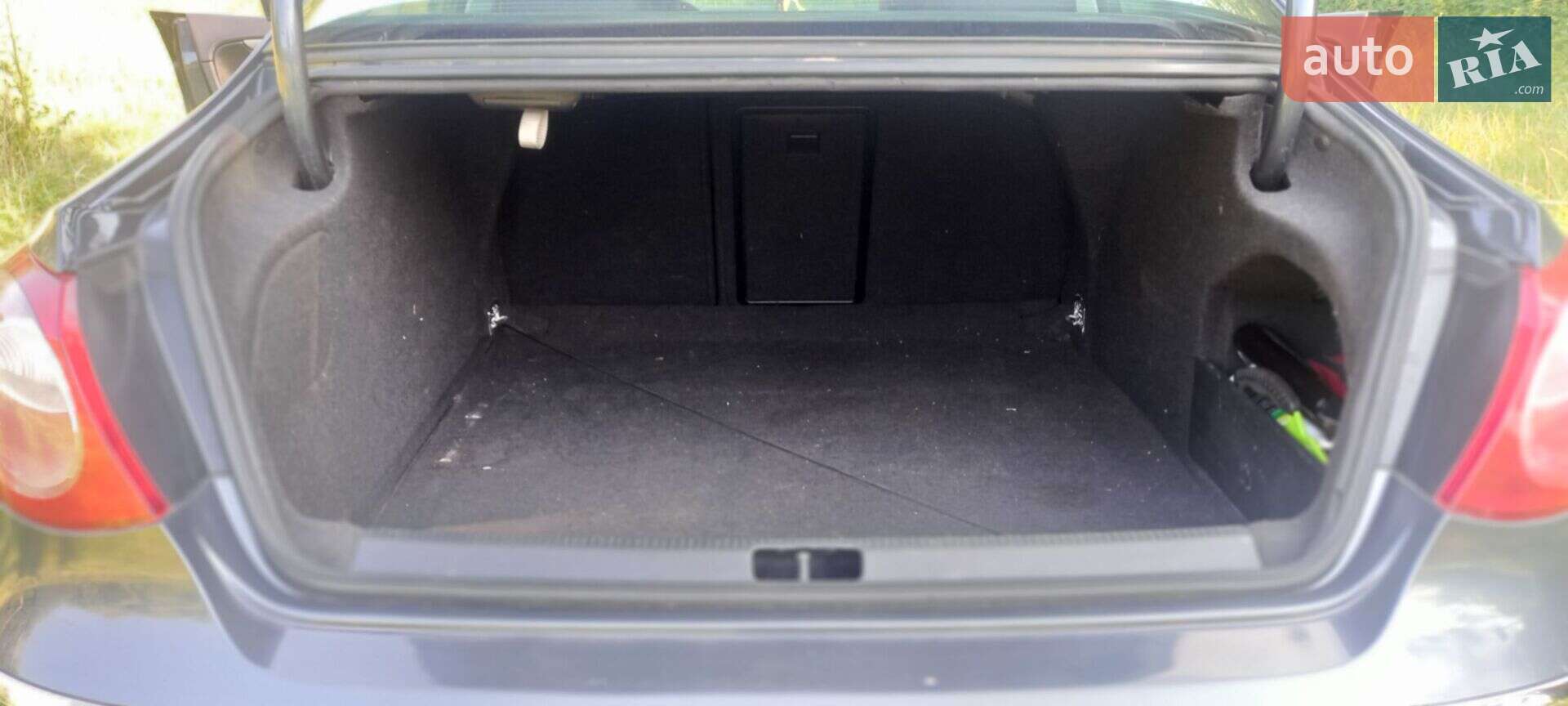 Volkswagen CC / Passat CC 2010 VIN WVWMN7AN0BE716263 фото оголошення 13 з 15