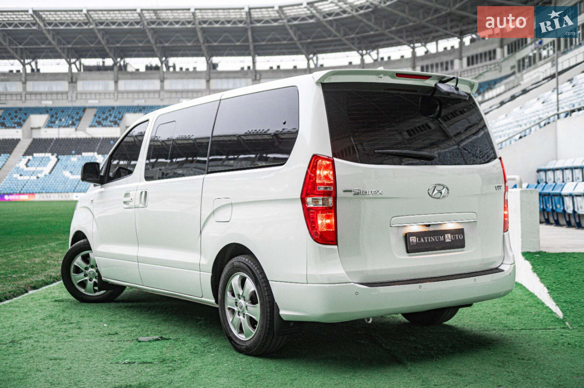 Hyundai Grand Starex 2019 VIN KMJWA37KBKU085084 фото оголошення 13 з 44