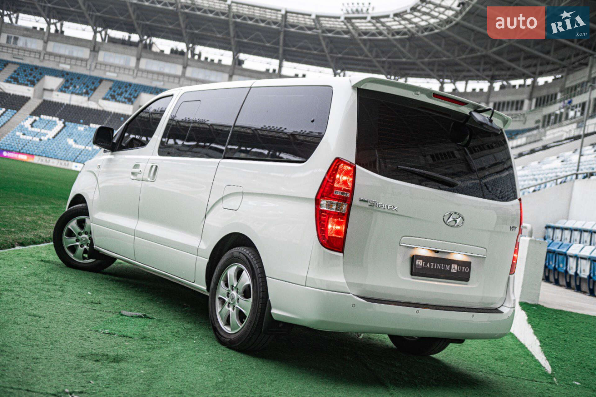 Hyundai Grand Starex 2019 VIN KMJWA37KBKU085084 фото оголошення 15 з 44