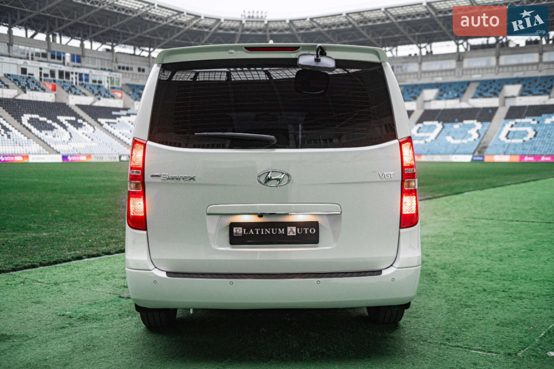 Hyundai Grand Starex 2019 VIN KMJWA37KBKU085084 фото оголошення 16 з 44