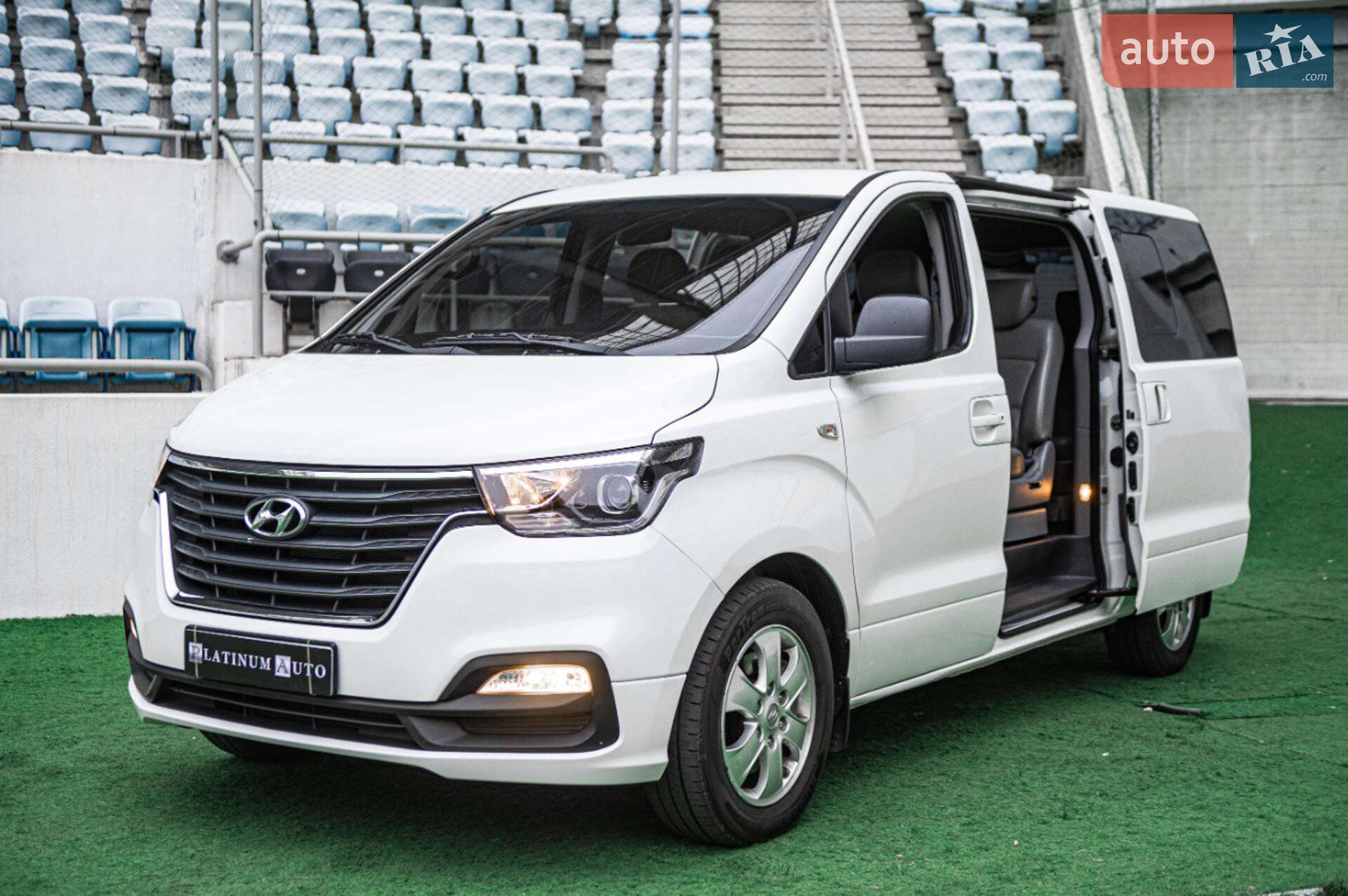 Hyundai Grand Starex 2019 VIN KMJWA37KBKU085084 фото оголошення 6 з 44