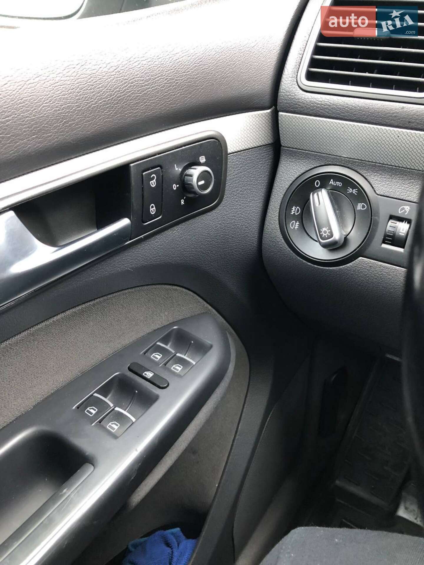 Volkswagen Touran 2012 VIN WVGZZZ1TZDW056085 фото оголошення 16 з 23