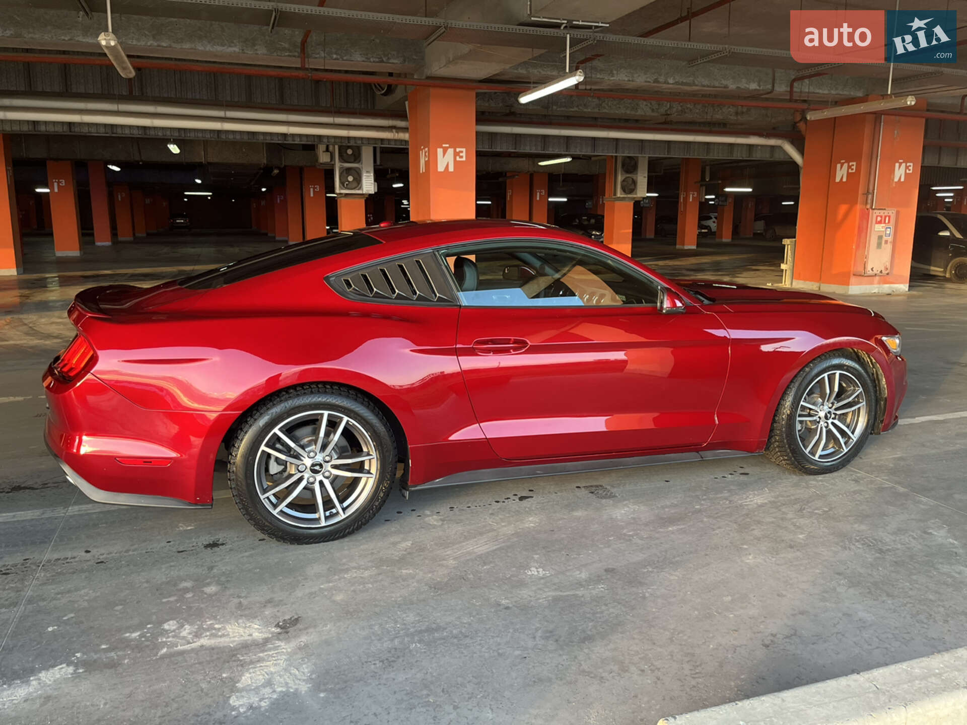 Ford Mustang 2016 VIN 1FA6P8TH7G5281898 фото оголошення 17 з 30