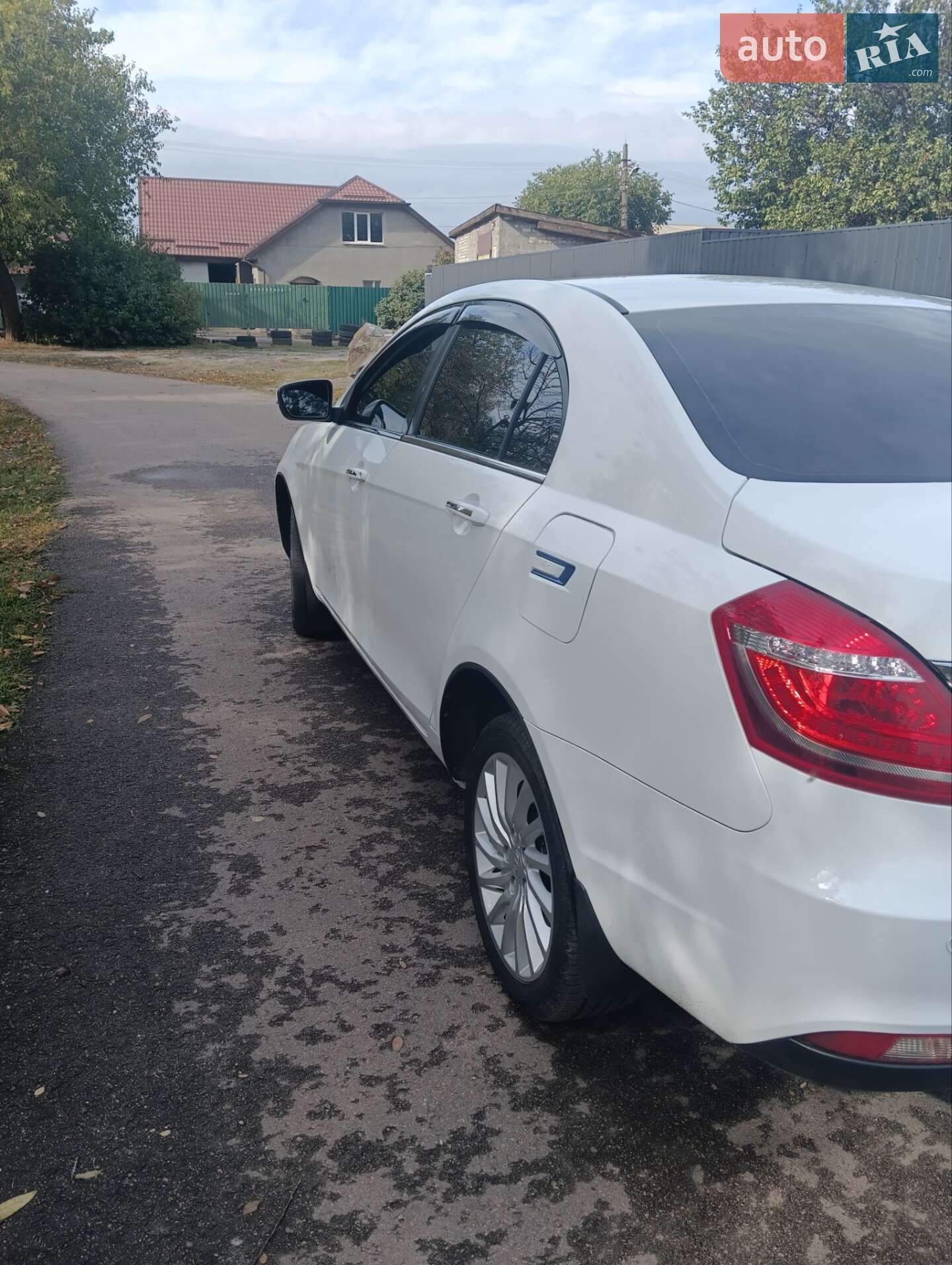 Geely Emgrand EV253 2016 VIN L6T78Y4W4GN034168 фото оголошення 5 з 7