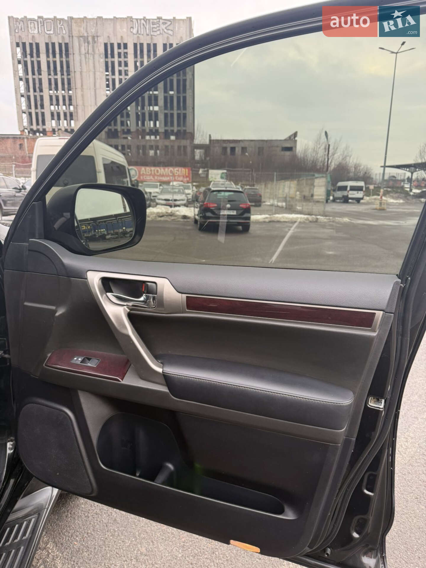 Lexus GX 2014 VIN JTJJM7FX405091733 фото оголошення 2 з 15